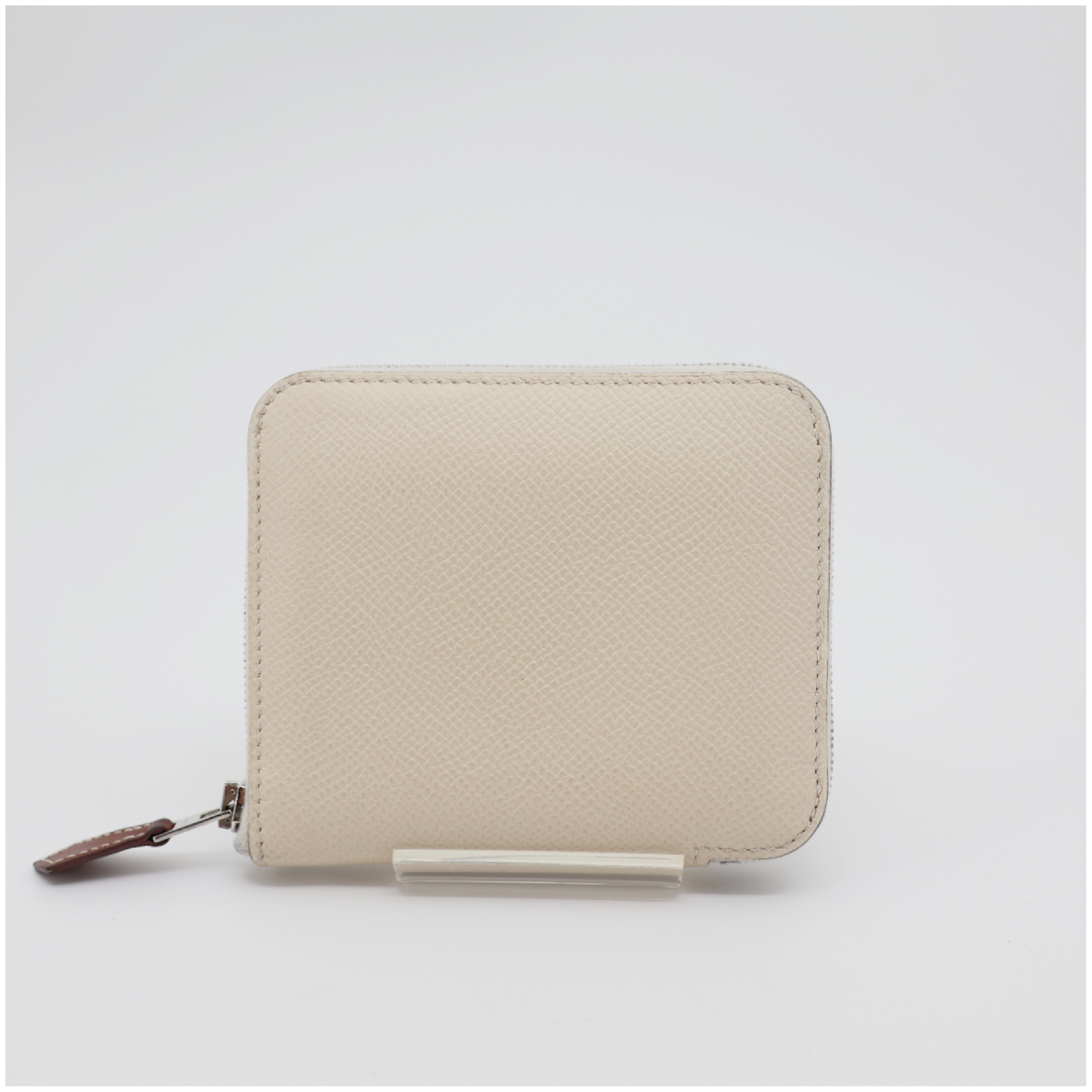 Azap Silk In Compact Wallet, Cle Veau Epsom Leather, B Stamp — view 2