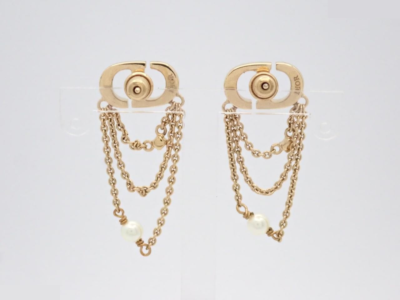 Gold earrings — view 2