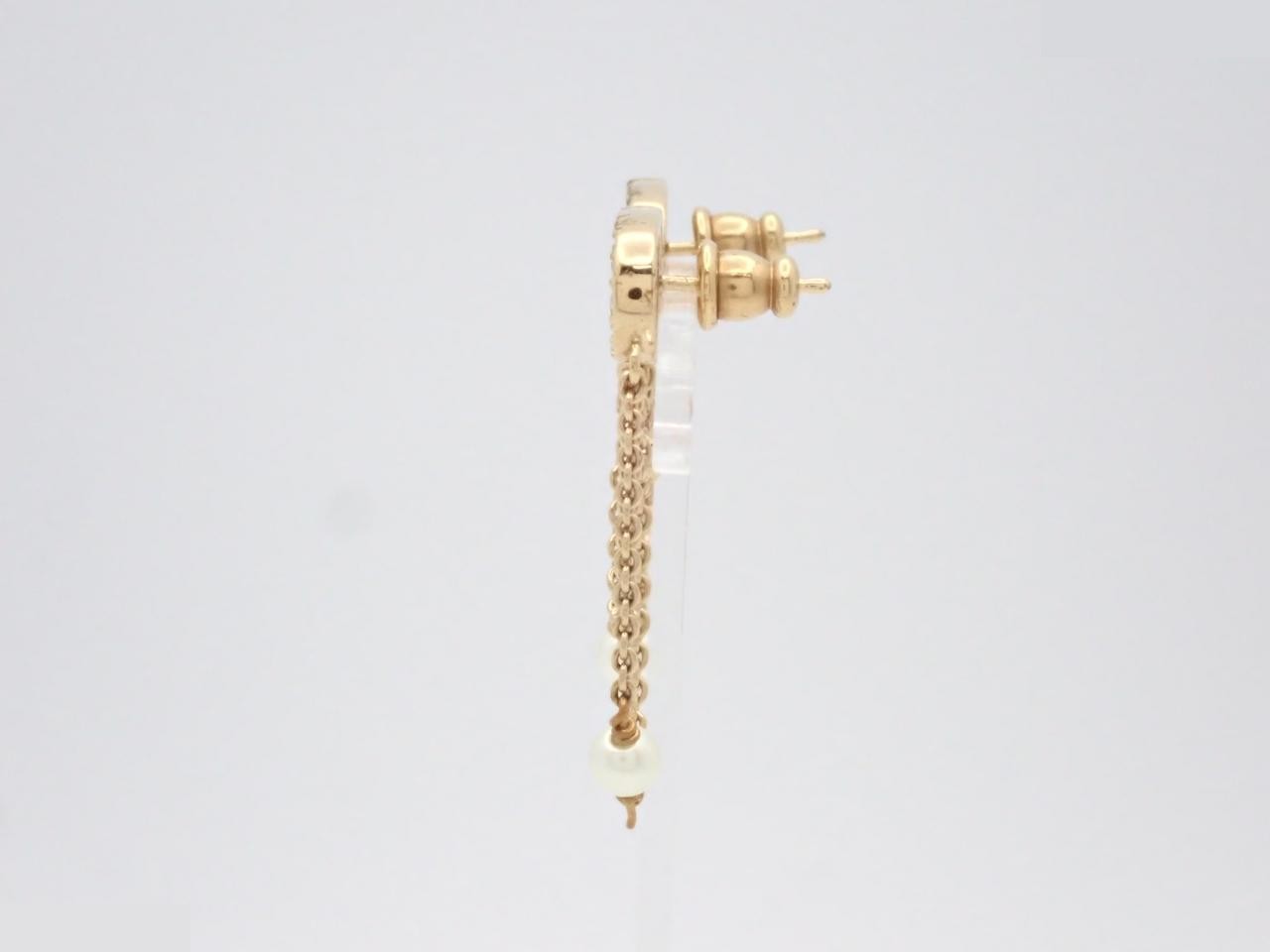 Gold earrings — view 3