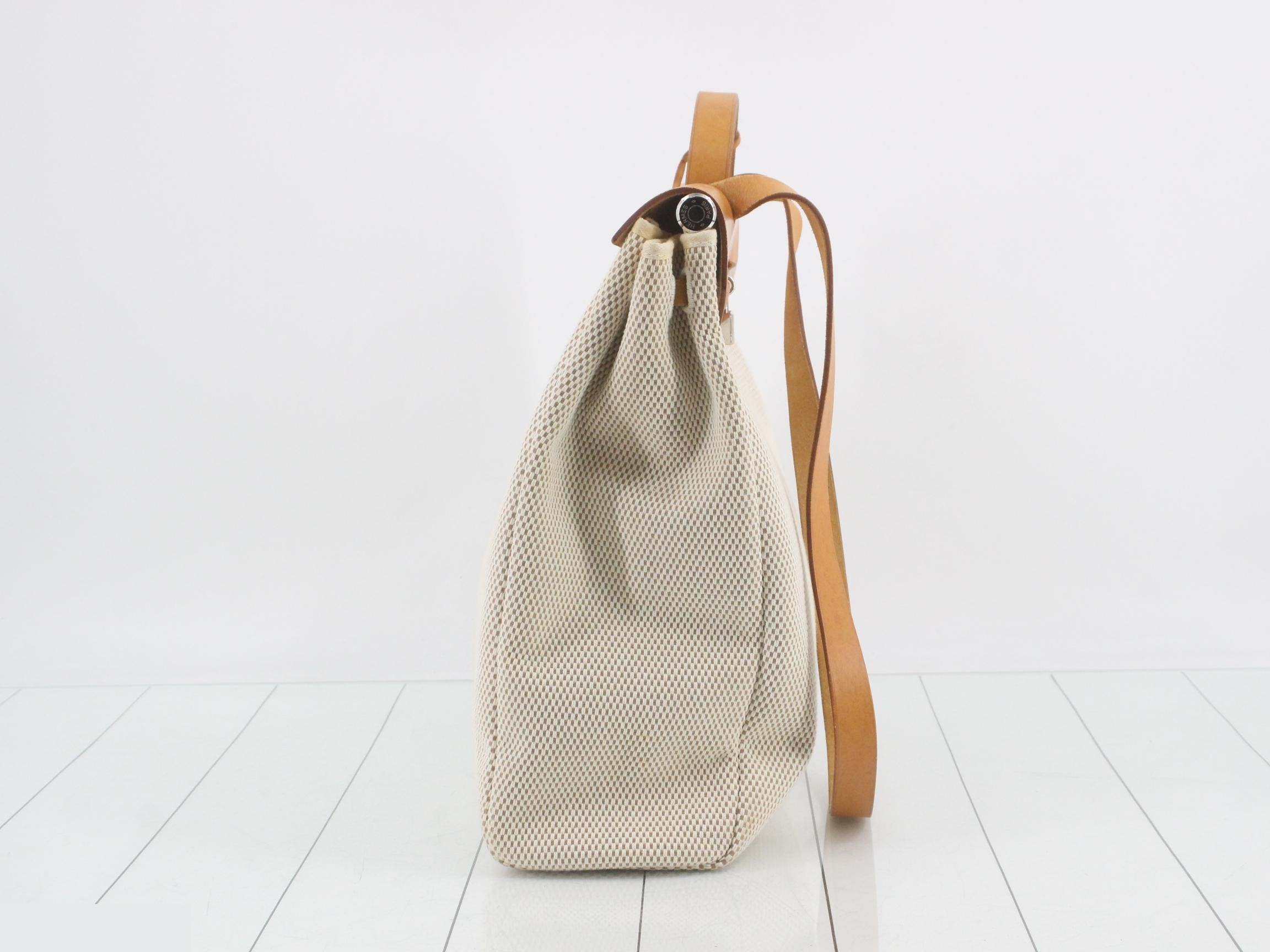 Herbag MM Toile GM Natural S-type hardware H stamp 38 x 34 x 13 cm — view 3