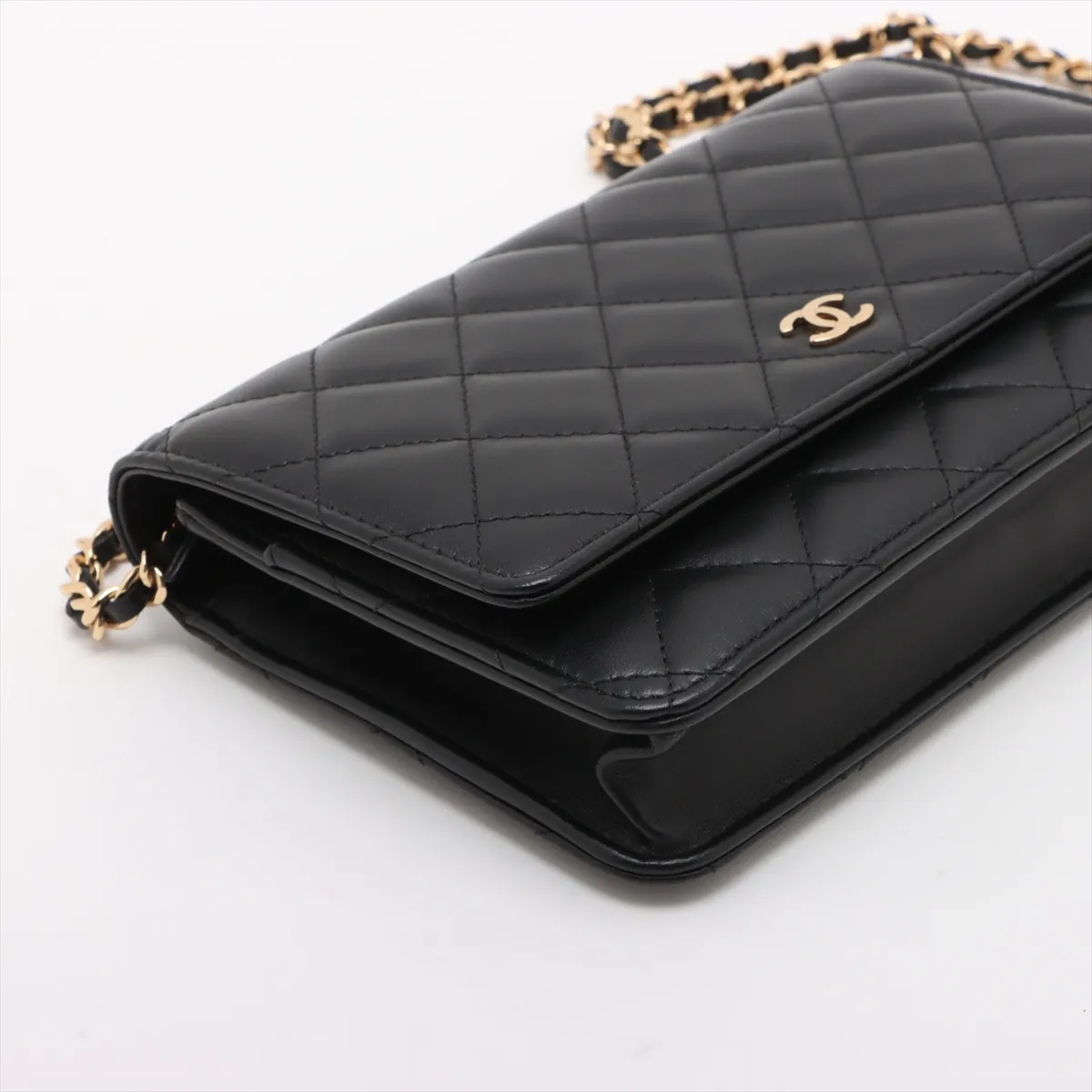 Matelassé Lambskin Chain Wallet, Black with Gold Hardware, 25566878 (Serial Number in the 25s) — view 4