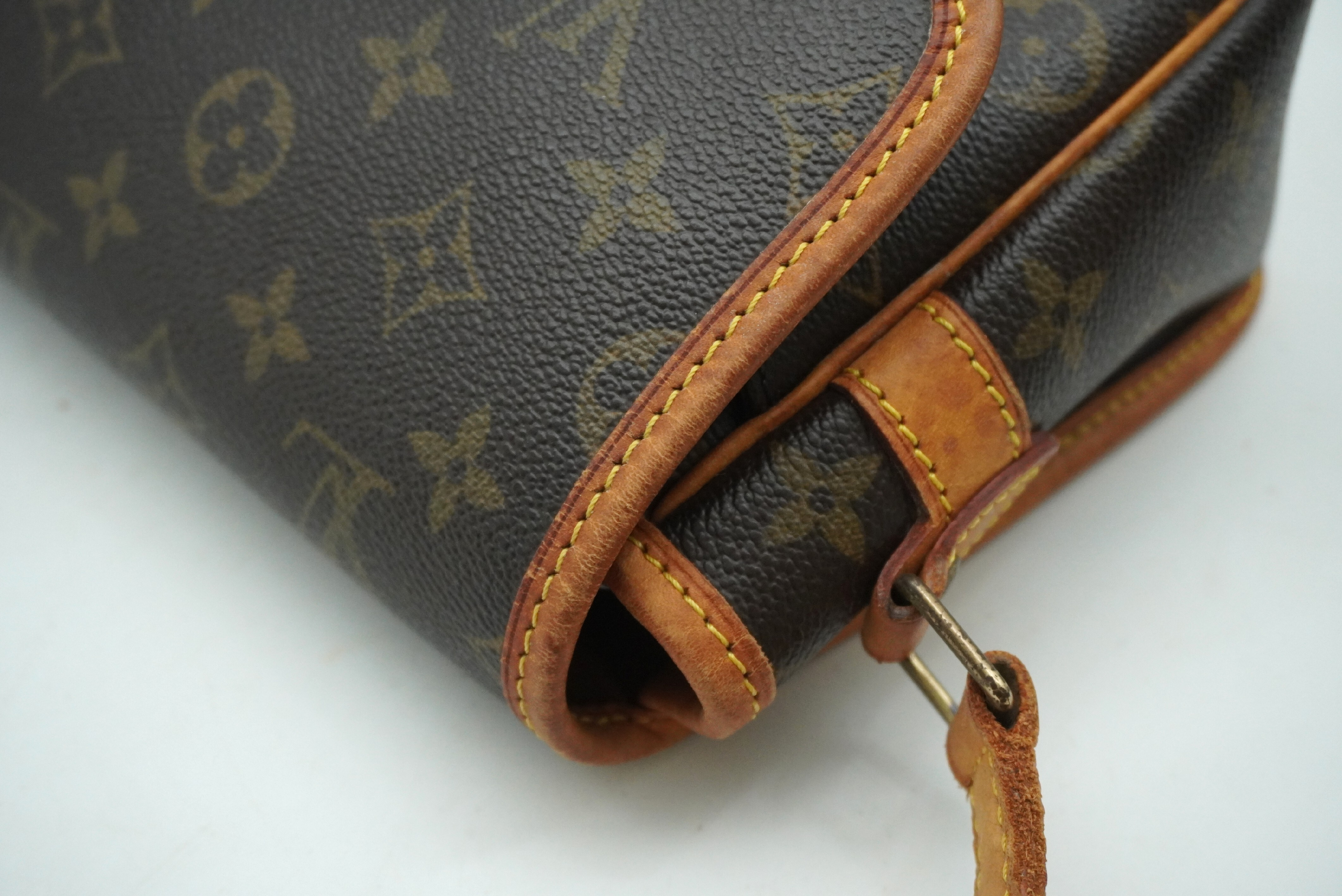 Monogram Sologne M42250 Shoulder Bag — view 8