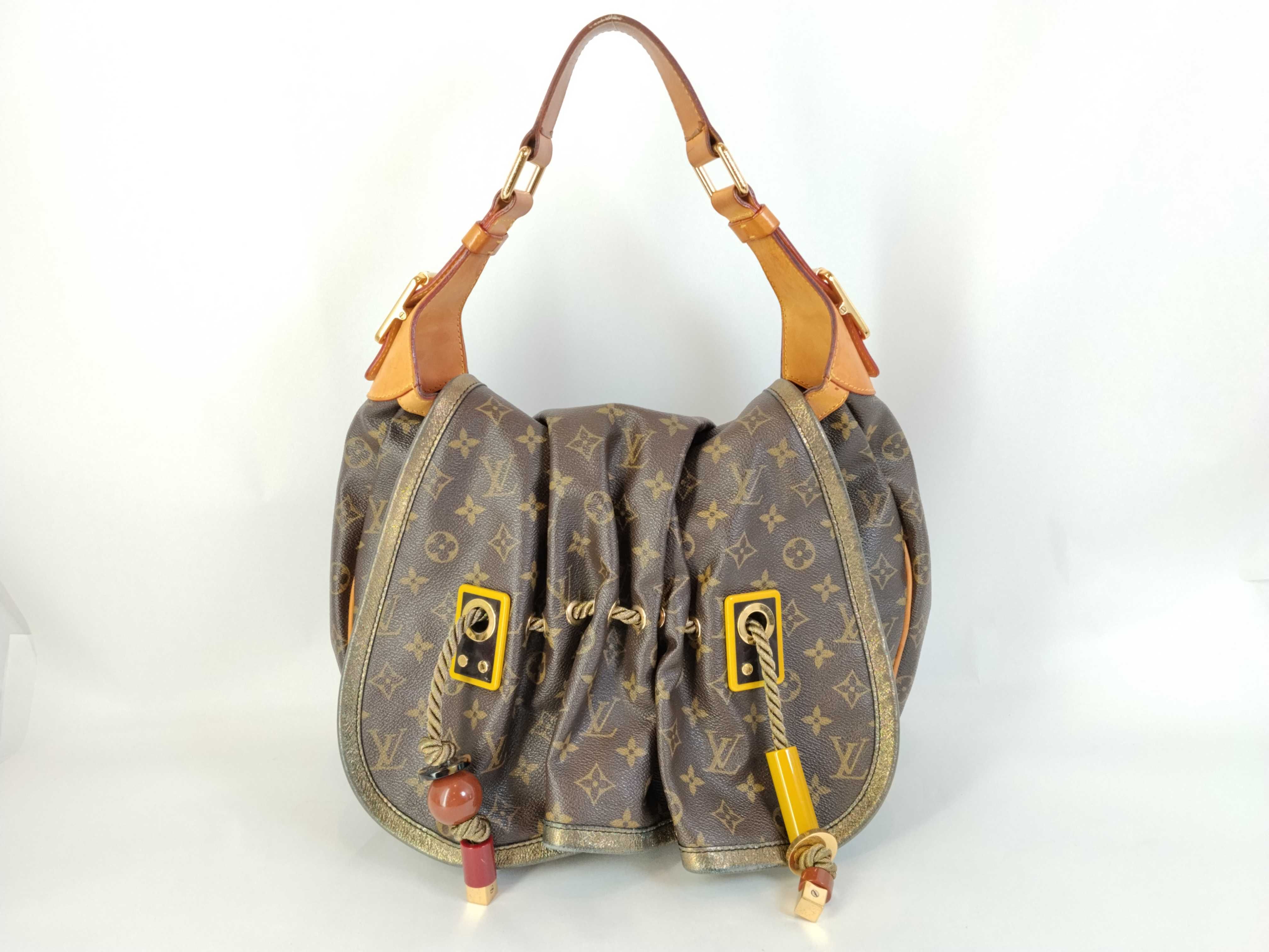 Monogram LV M97016 Monogram Kalahari PM Shoulder Bag