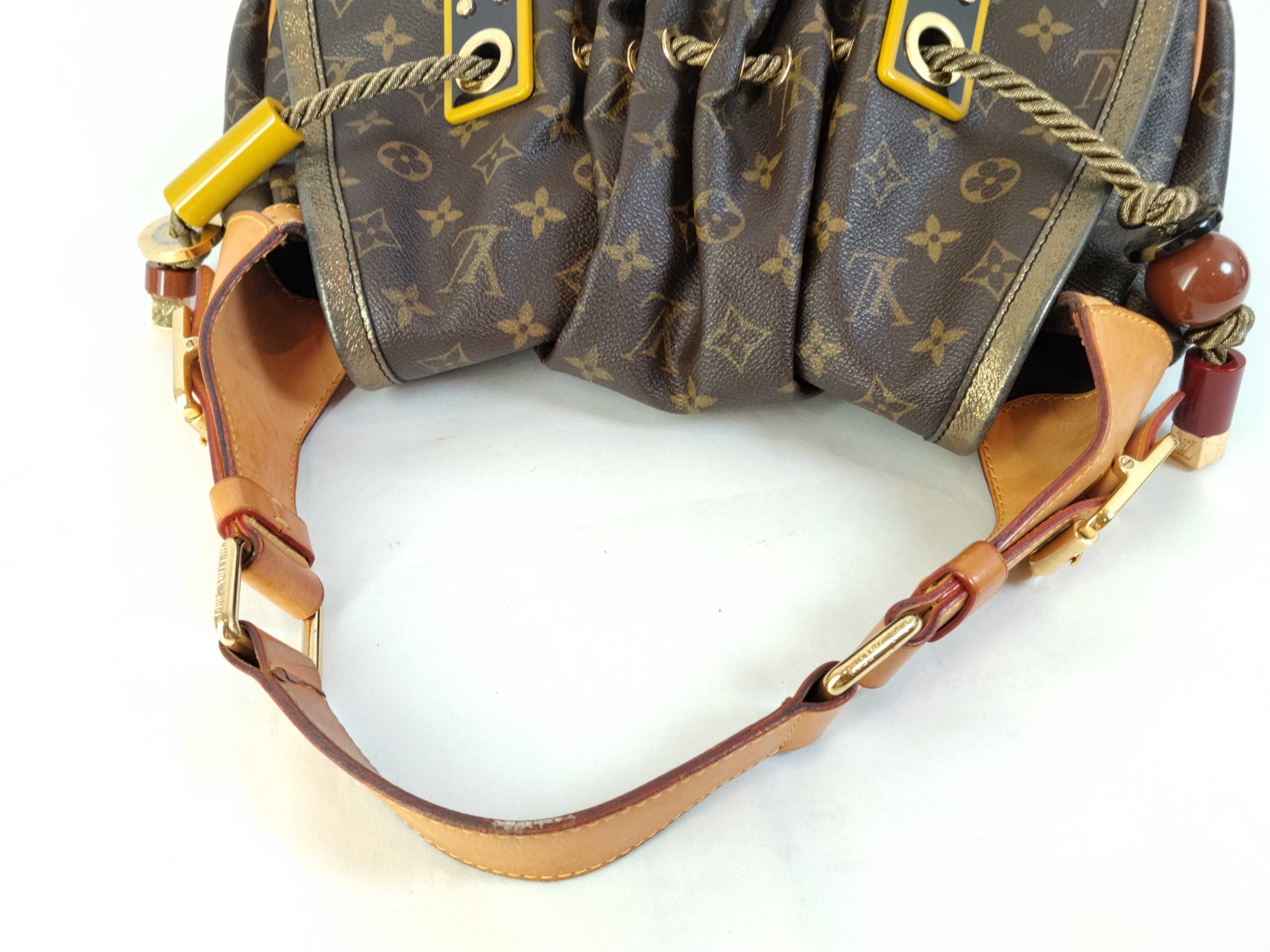 Monogram LV M97016 Monogram Kalahari PM Shoulder Bag — view 3