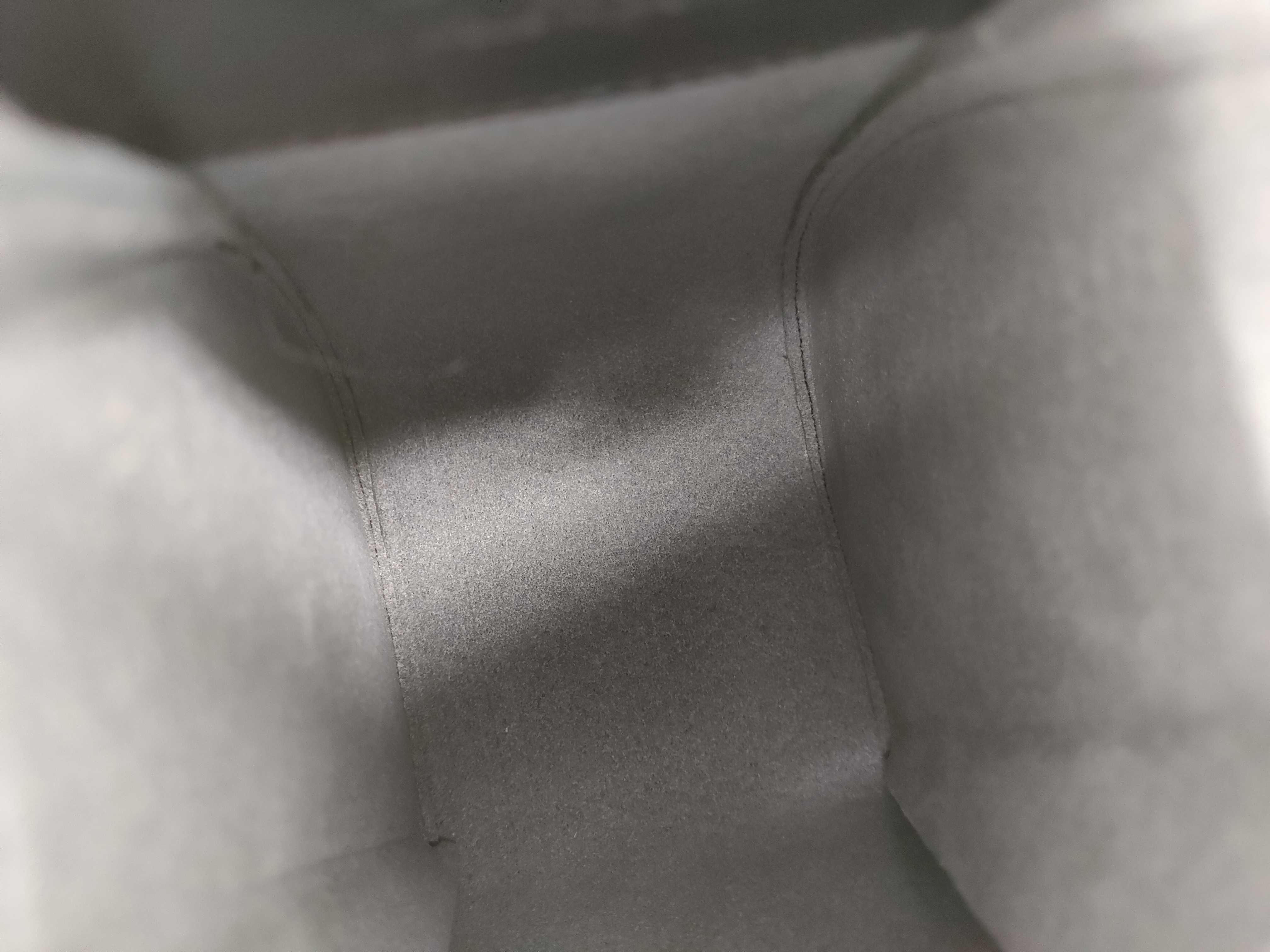 Epi Minuit Shoulder Bag — view 9