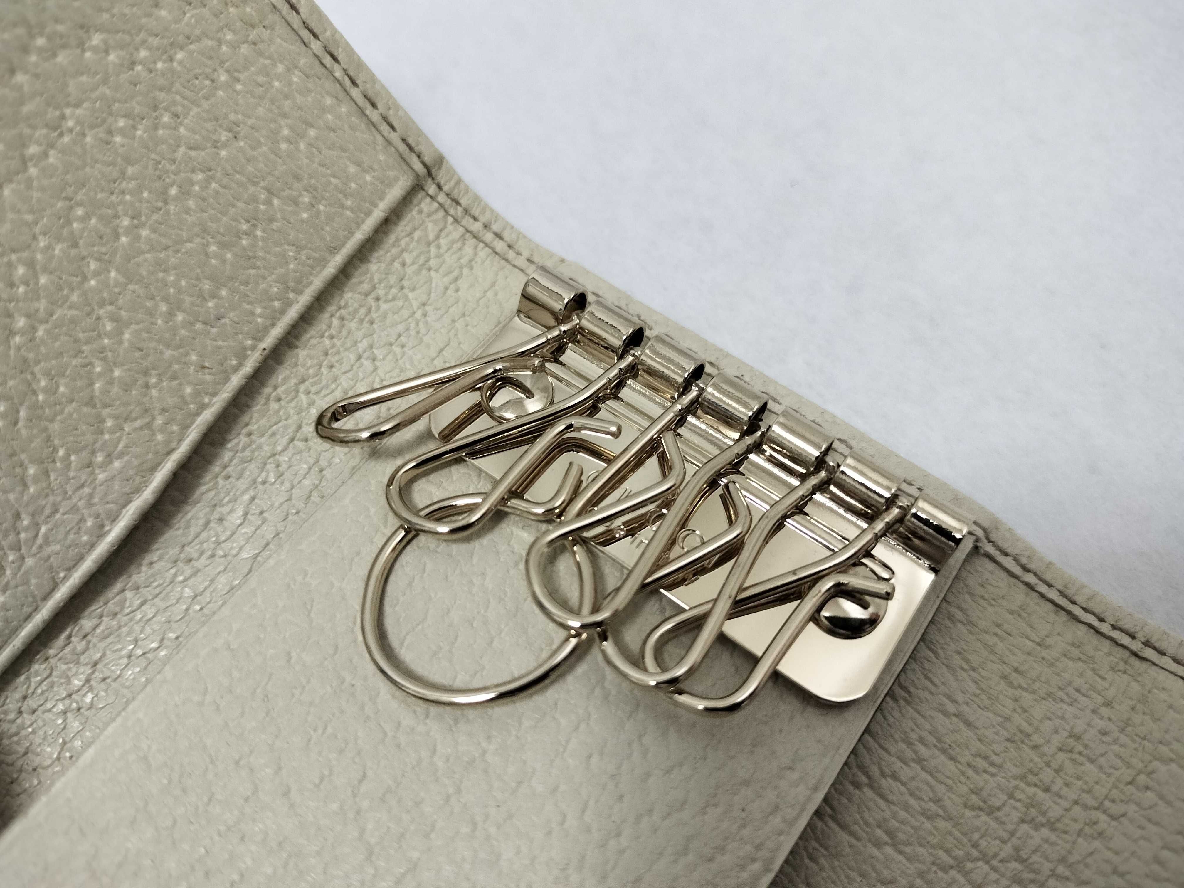 GG Canvas Key Case — view 10