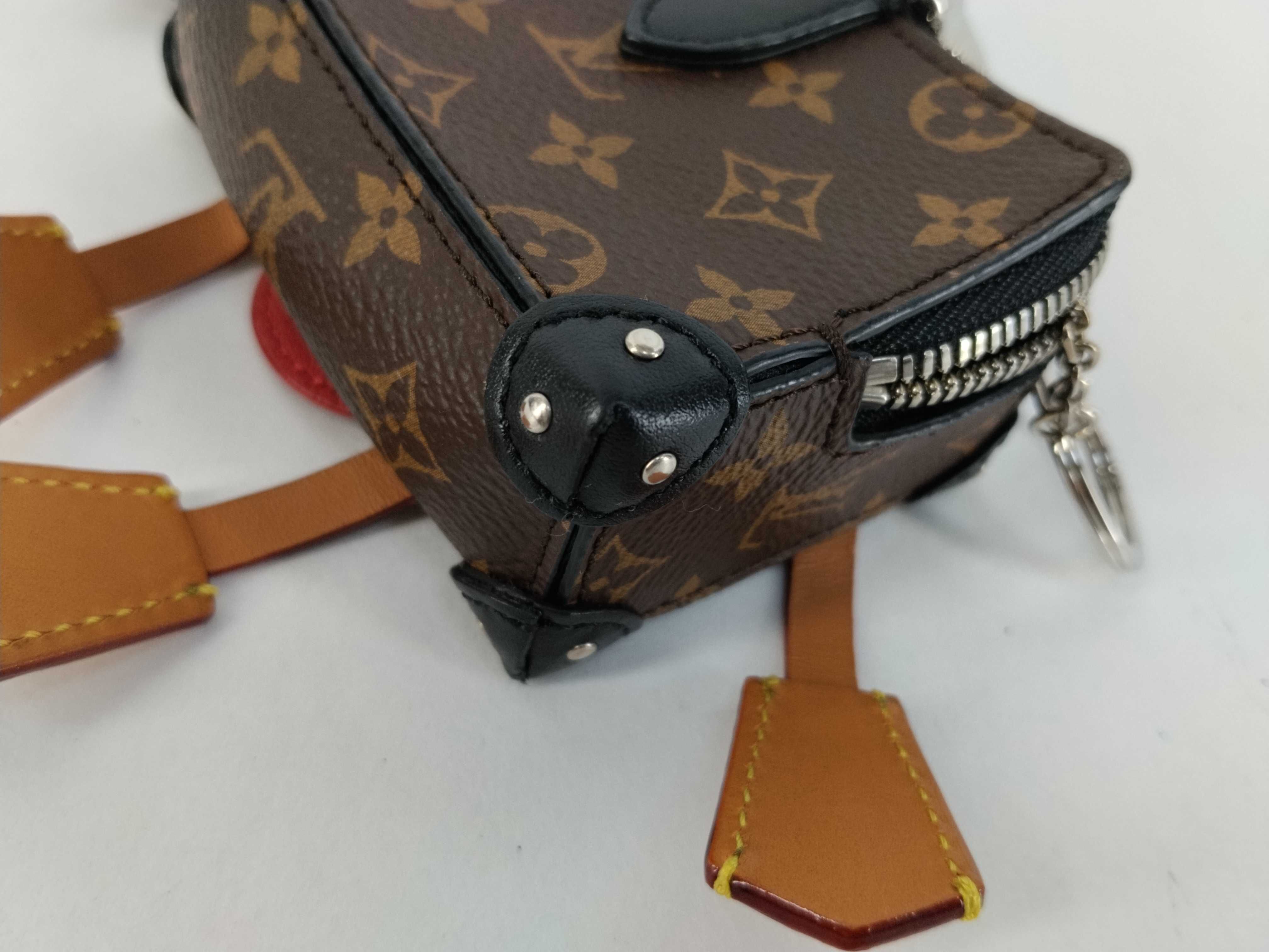 Monogram Louis Vuitton Charm Monogram Macassar Mr. Soft Trunk Charm — view 4