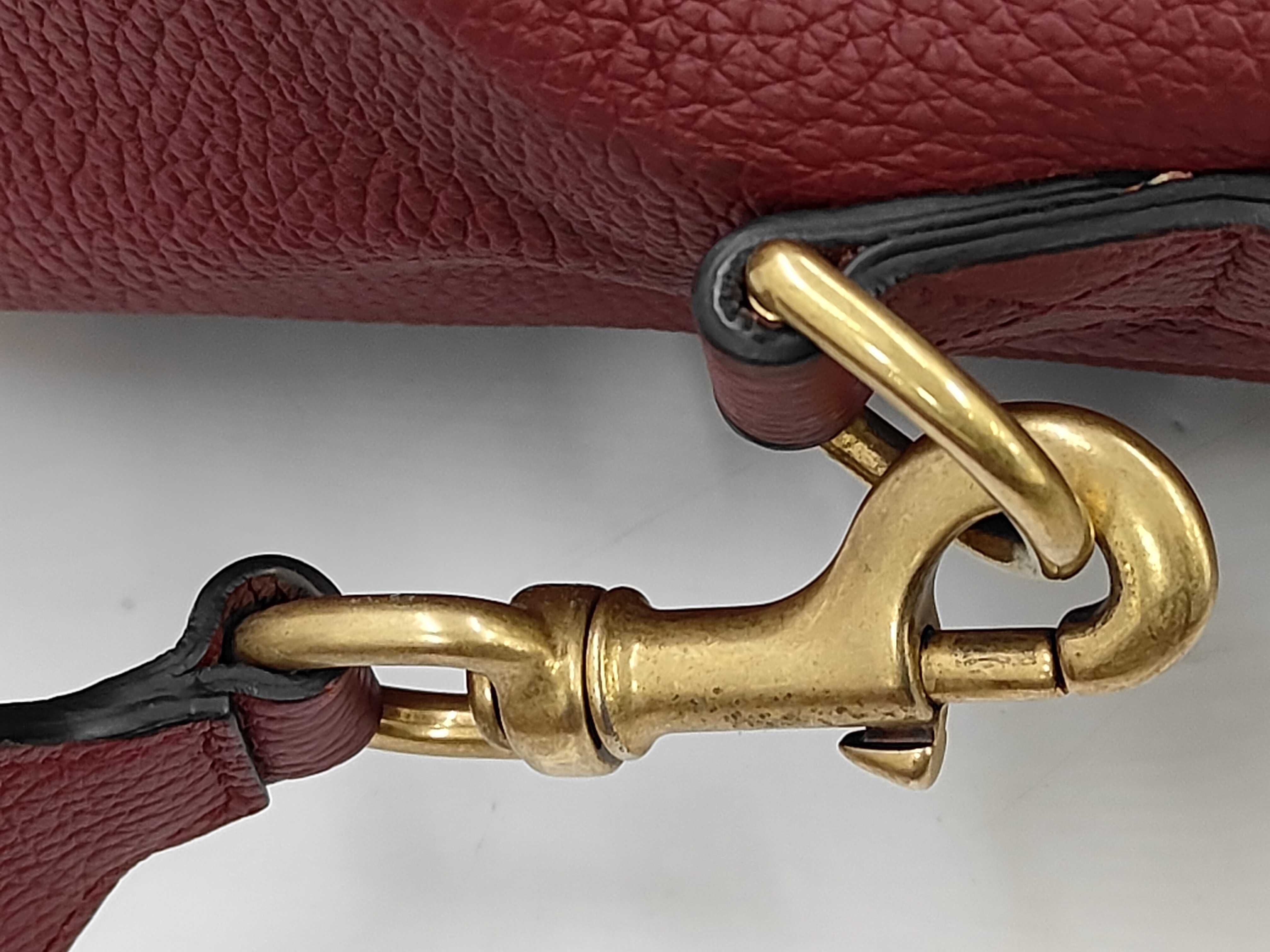 One-Shoulder Bag Leather Shoulder Bag — view 6