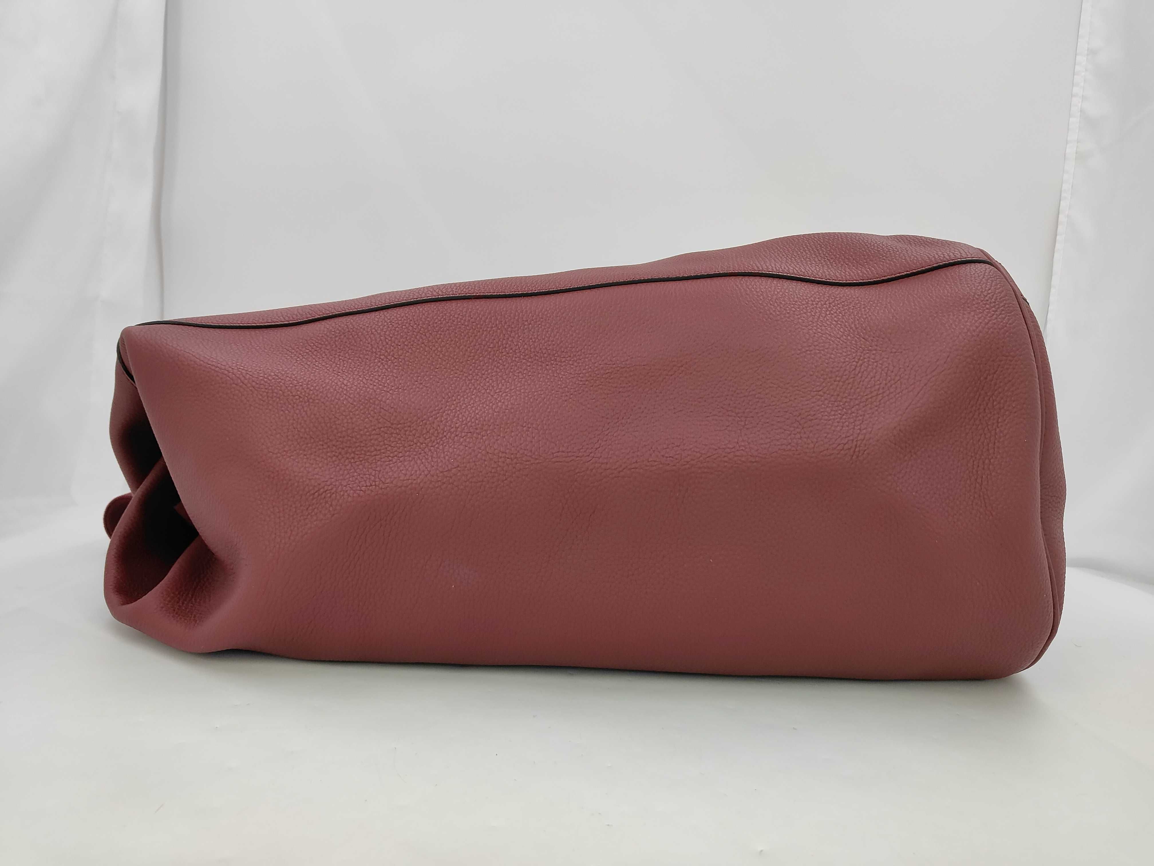 One-Shoulder Bag Leather Shoulder Bag — view 8