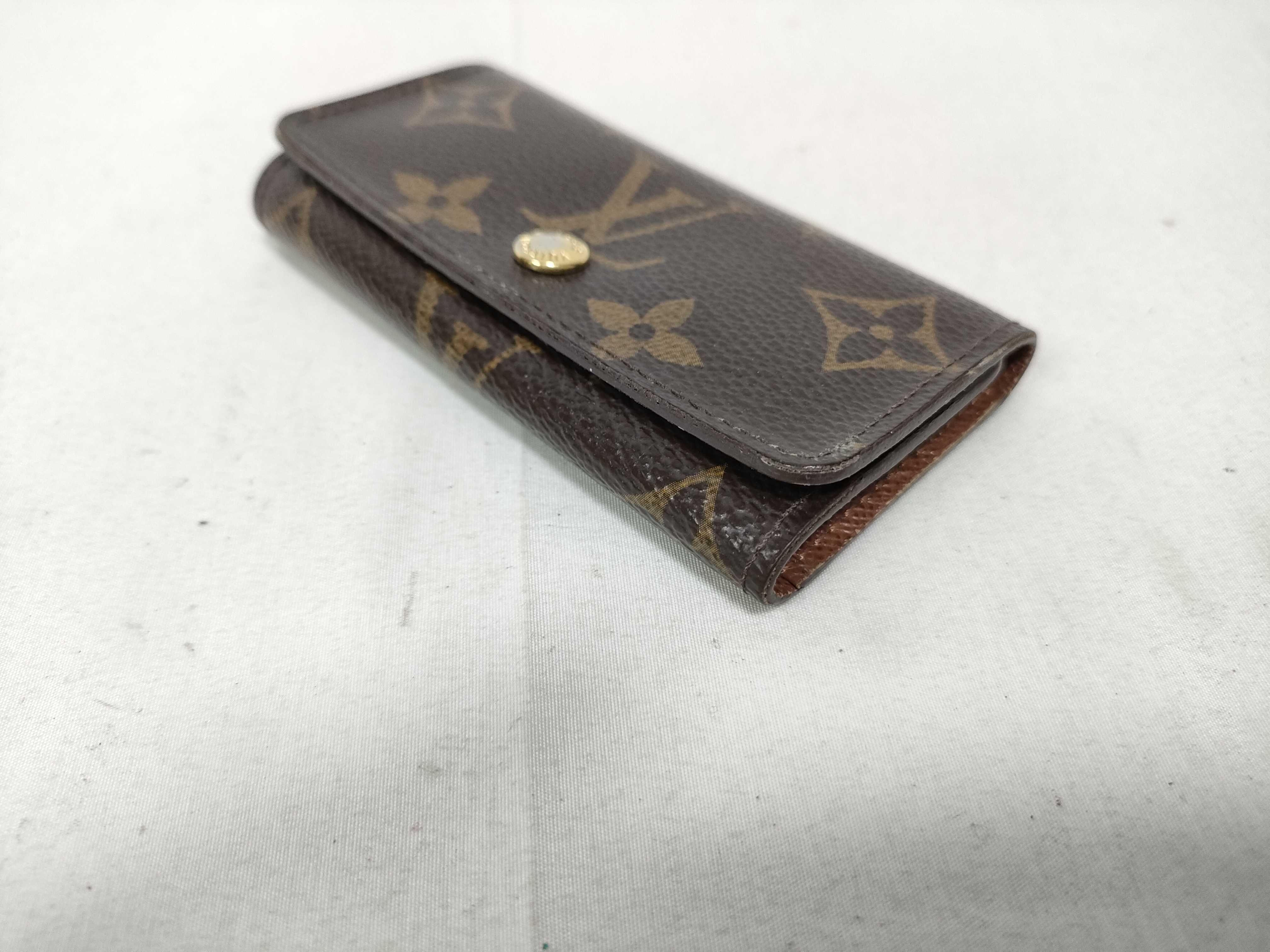 Monogram Vuitton Multicles 4 Key Case — view 3