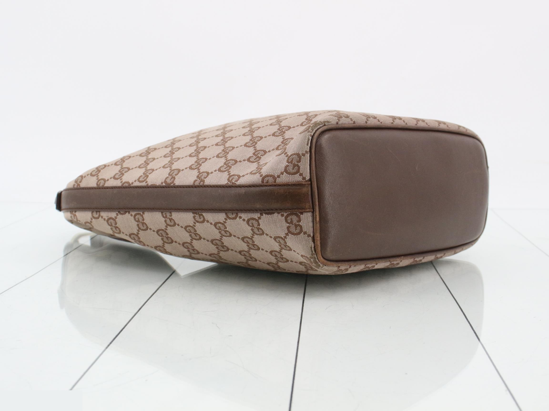 GG Canvas (Bag) One-Shoulder, Brown — view 5