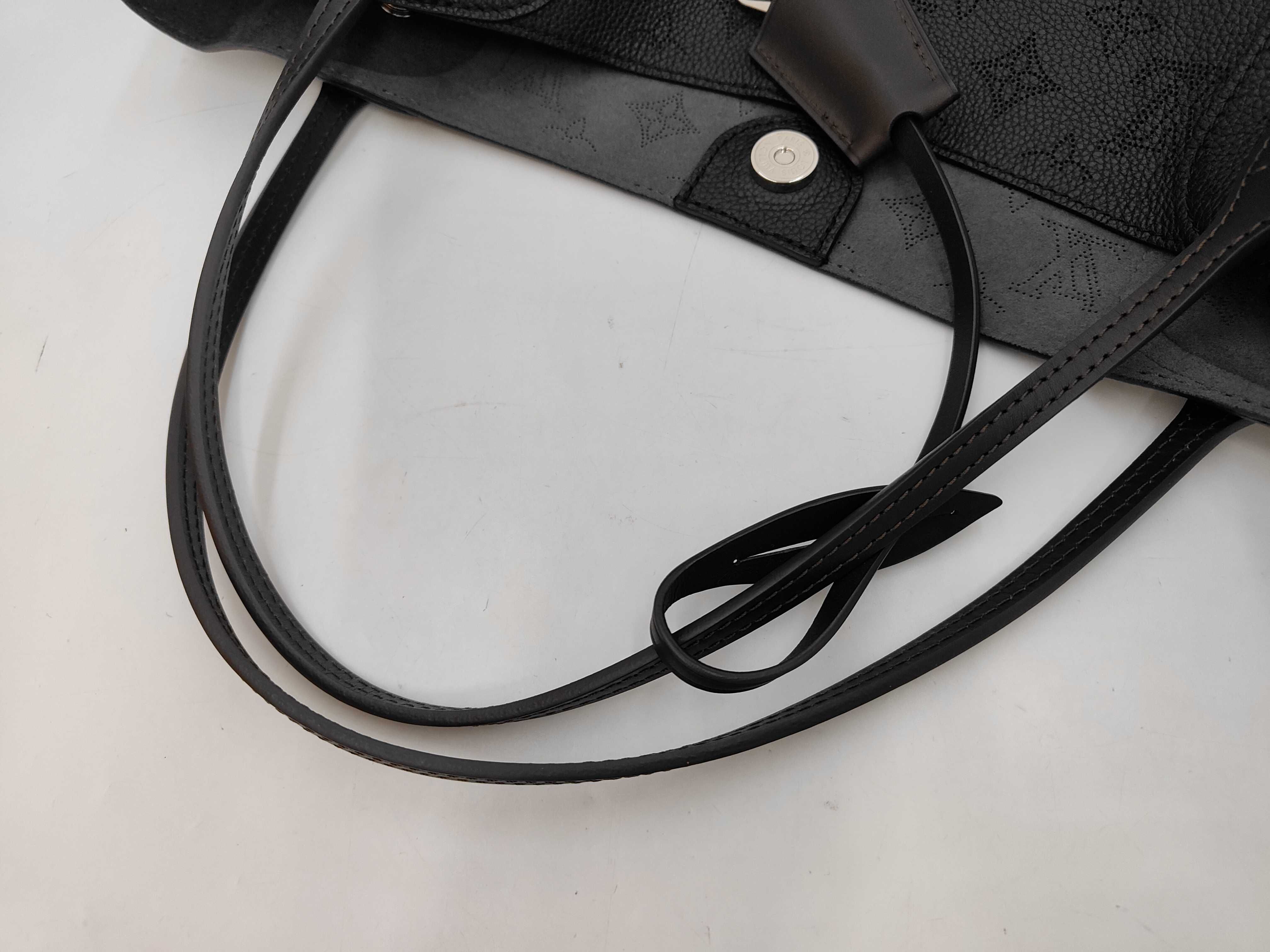 Mahina Hina MM Tote Bag with Pouch — view 4