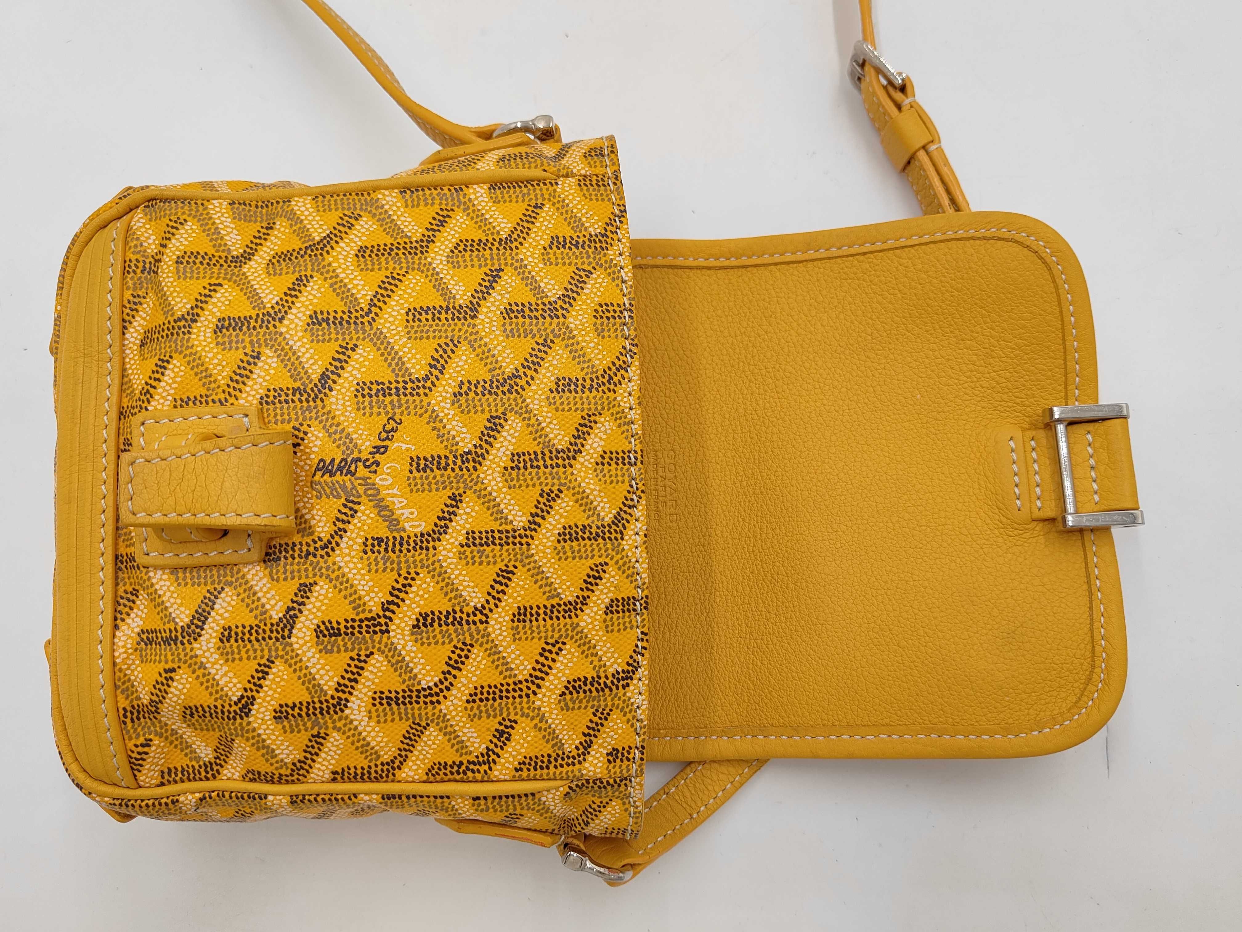 Grand Bleu PM Yellow Goyard Shoulder Bag — view 8