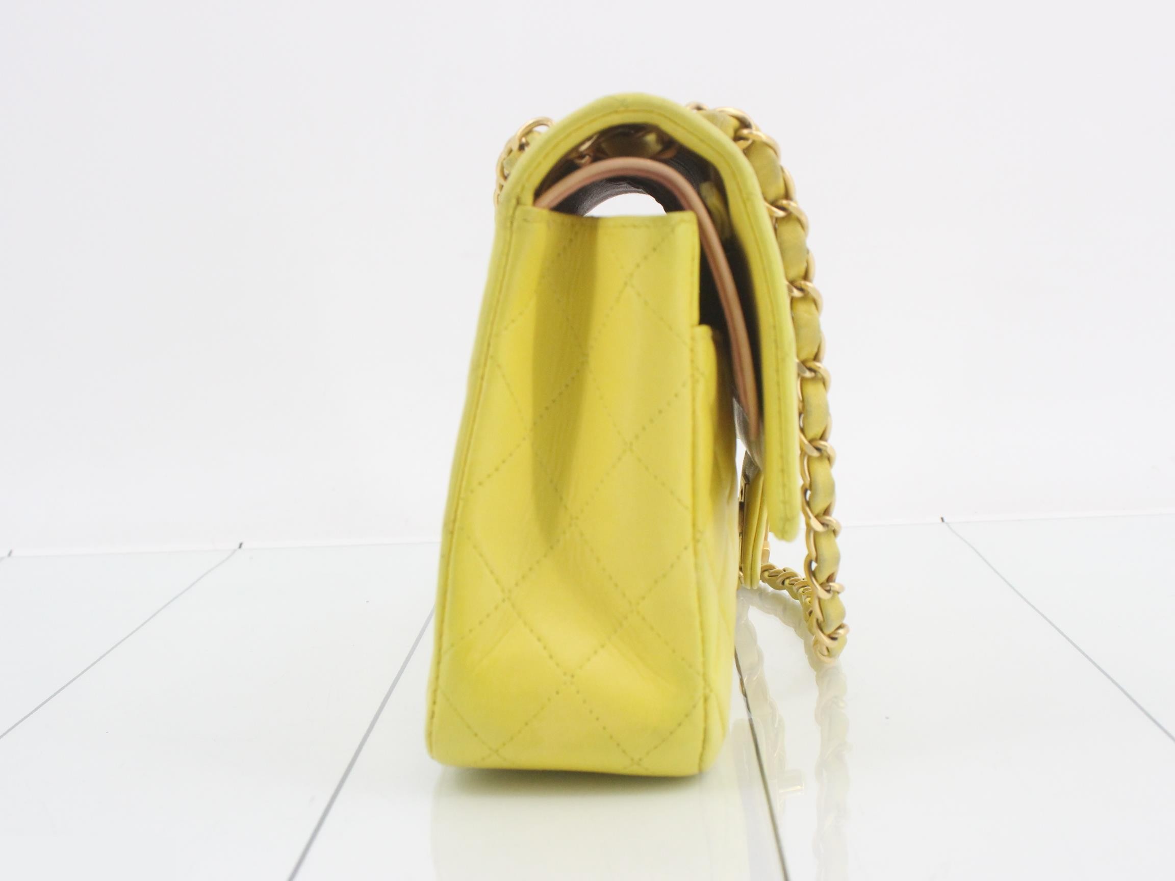 Matelassé 25 Double Flap Lambskin Chain Shoulder Bag, Yellow, Series 6 — view 4