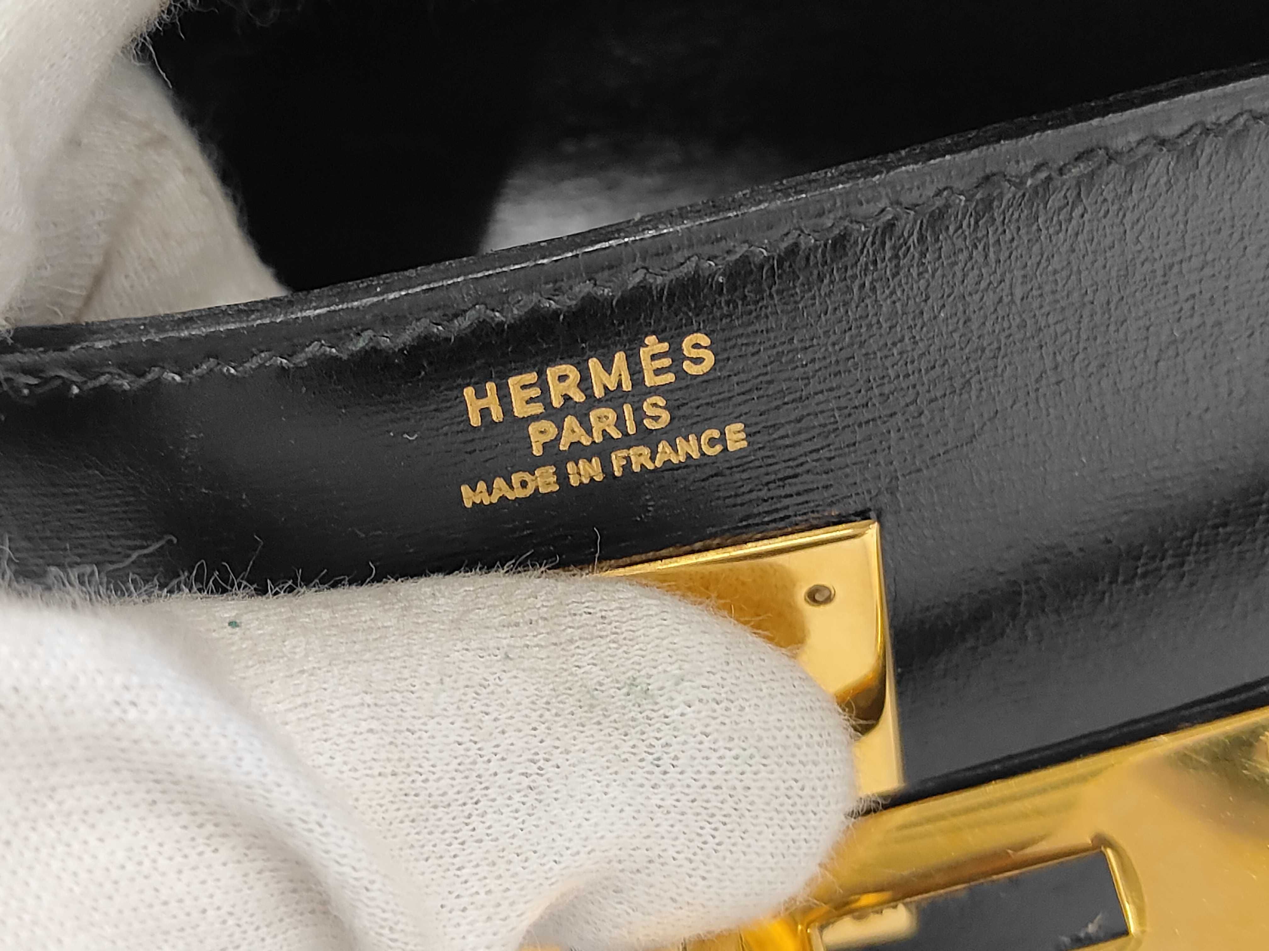 Kelly 32 Calfskin Black Gold Hardware N Stamp Handbag — view 9