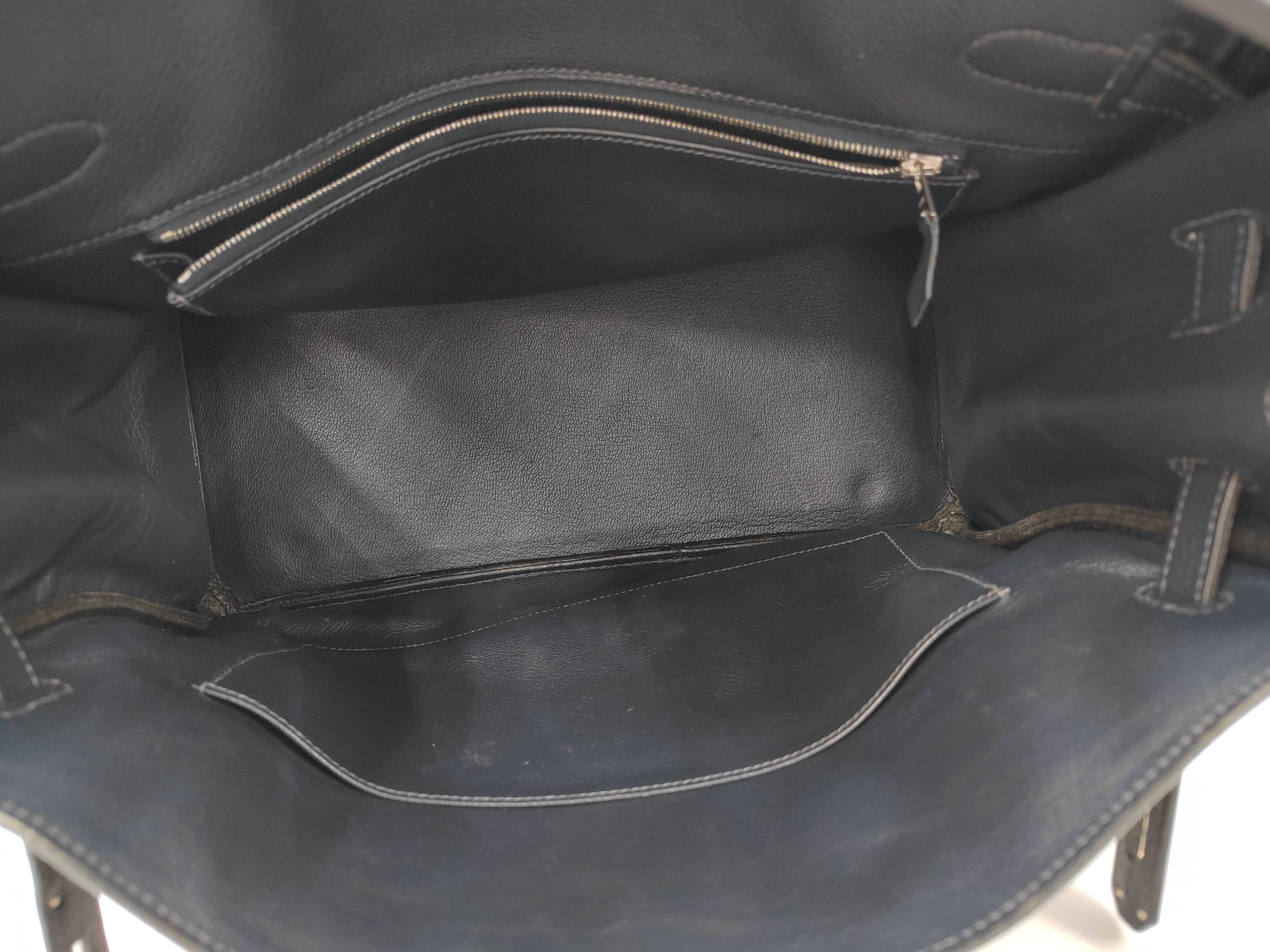 Birkin 35 Navy E stamp, padlock, clochette, key, handbag — view 11