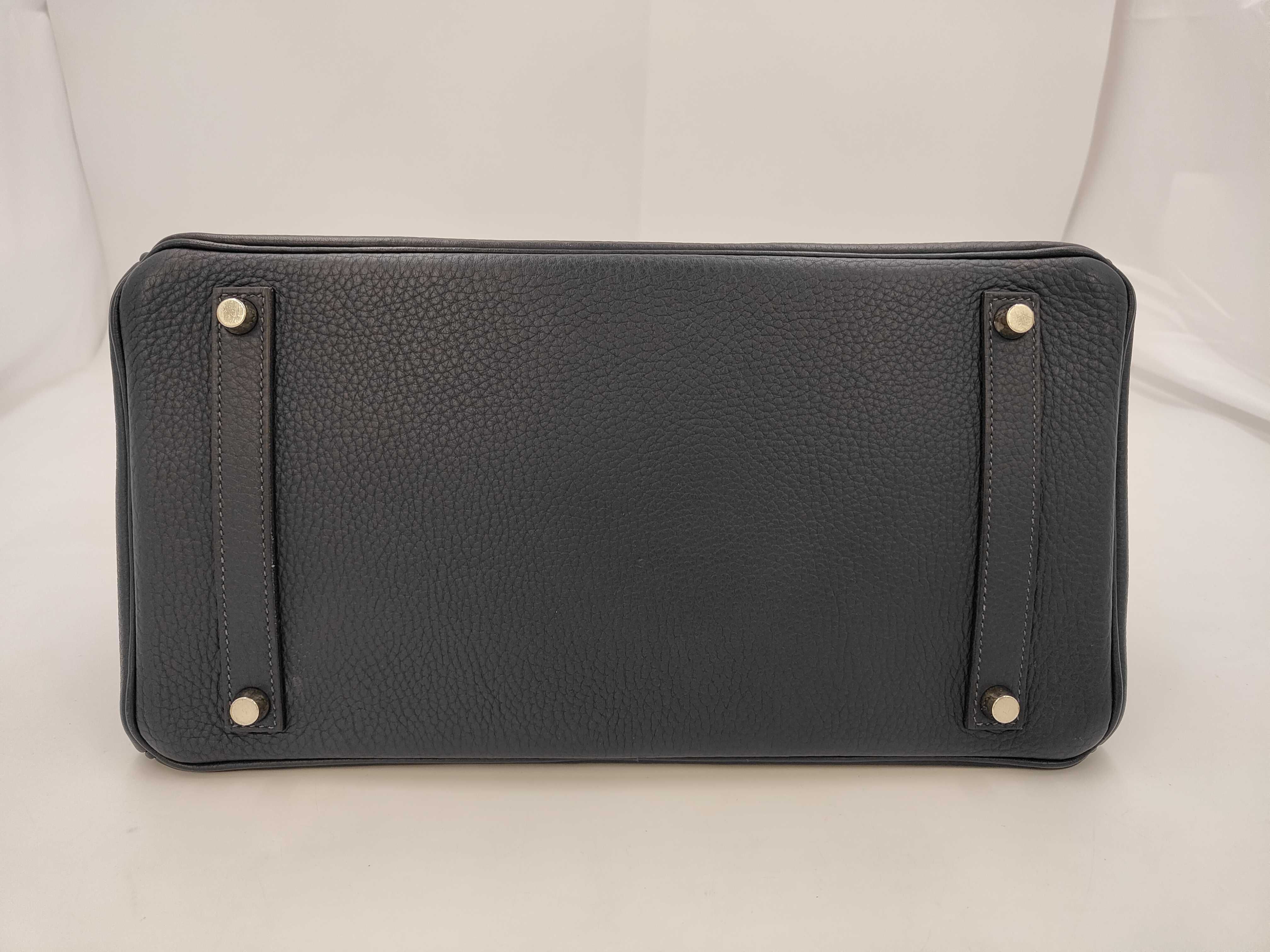 Birkin 35 Navy E stamp, padlock, clochette, key, handbag — view 4