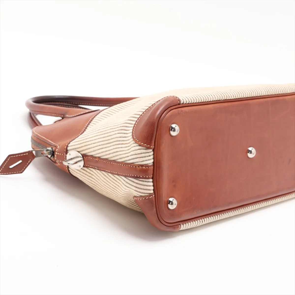 Bolide 31, Crinoline x Veau Barenia, Beige x Fauve, Silver Hardware D: 2000 — view 4