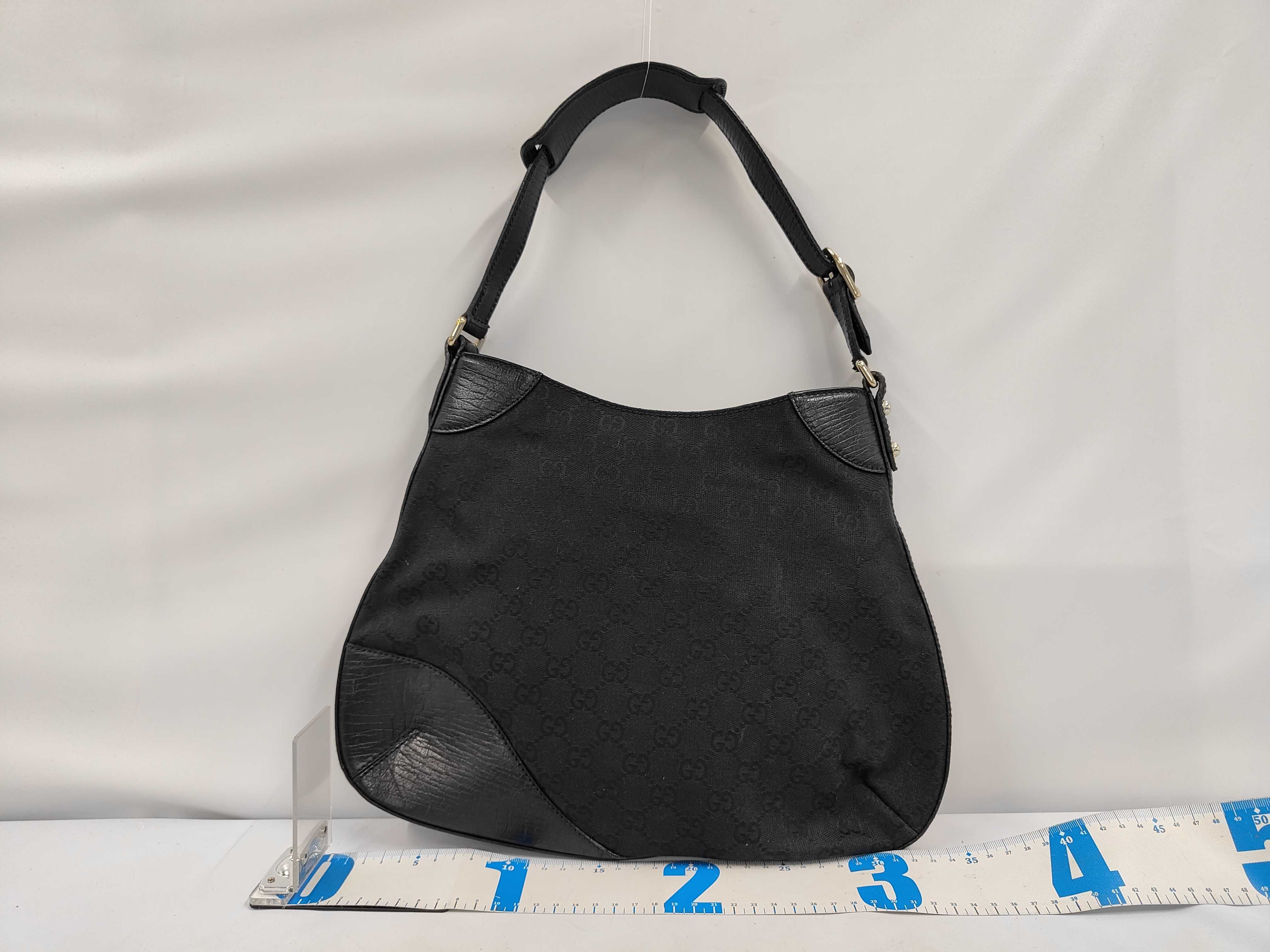 GG Sherry Canvas Shoulder Bag — view 2