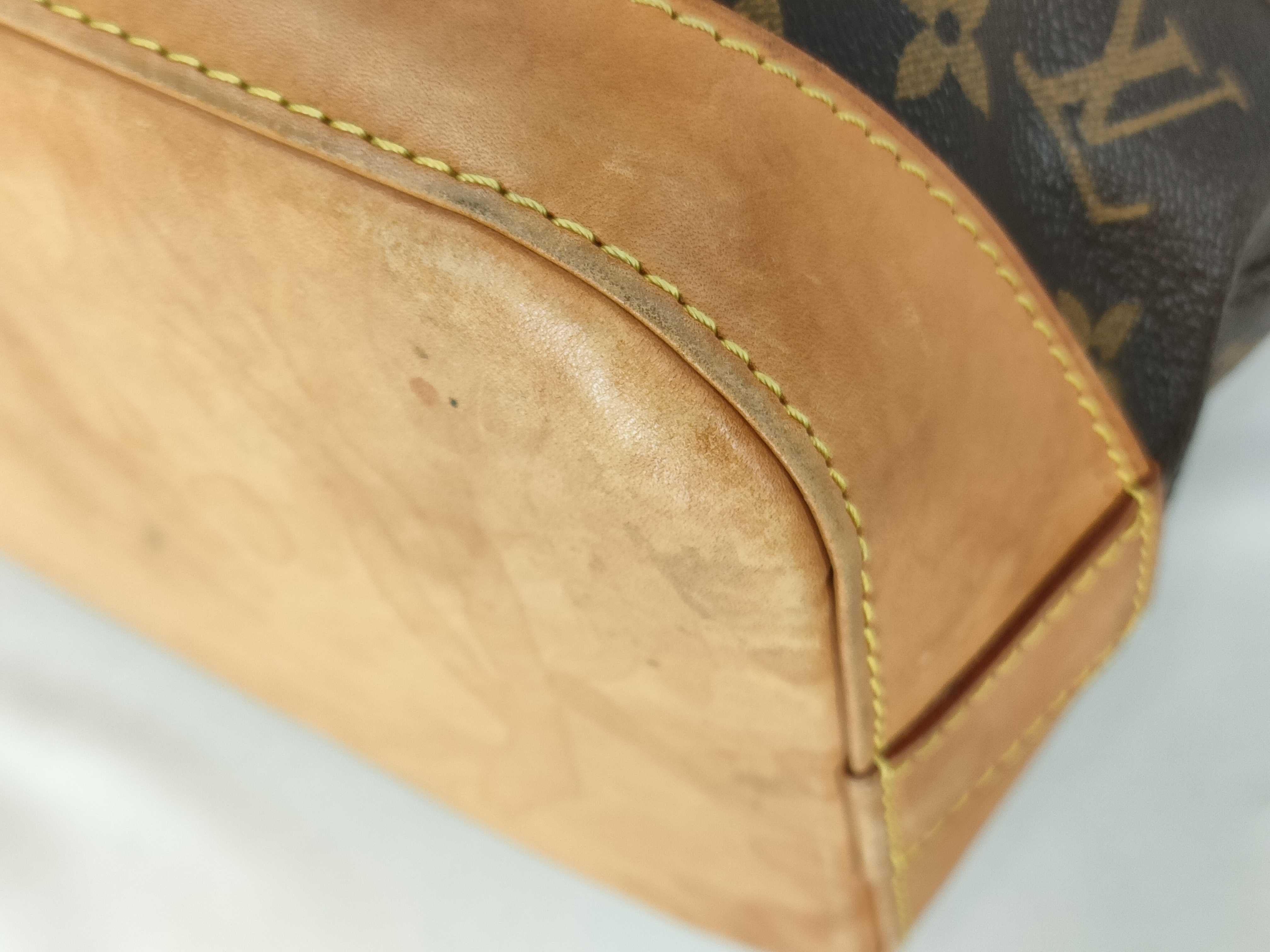 Monogram M40103 Monogram Lockit Vertical Handbag — view 7