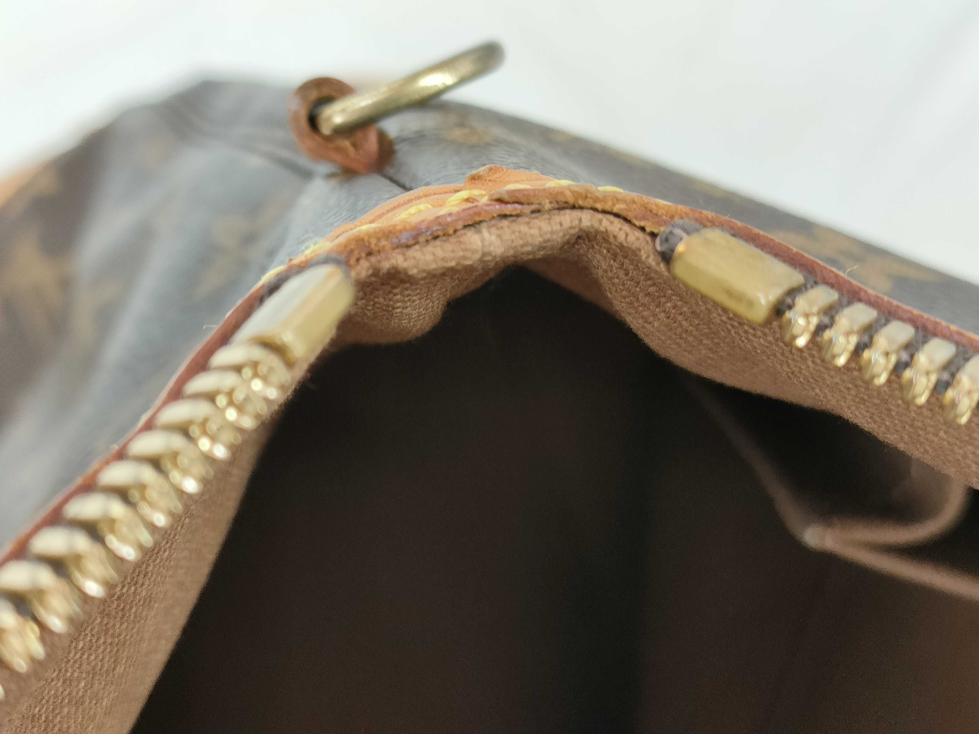 Monogram M40103 Monogram Lockit Vertical Handbag — view 9