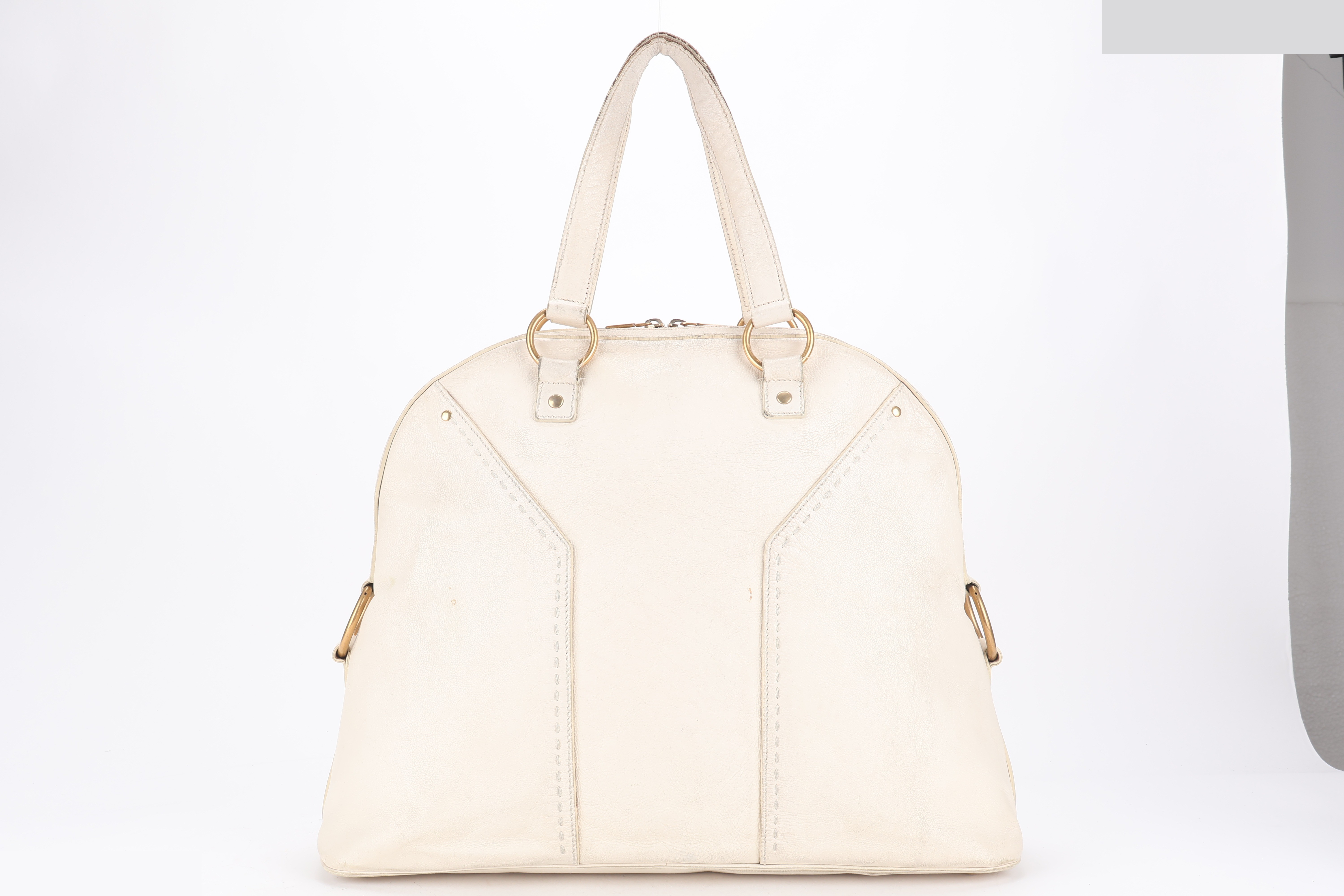 WHITE LEATHER LARGE MUSE BAG GHW — view 2