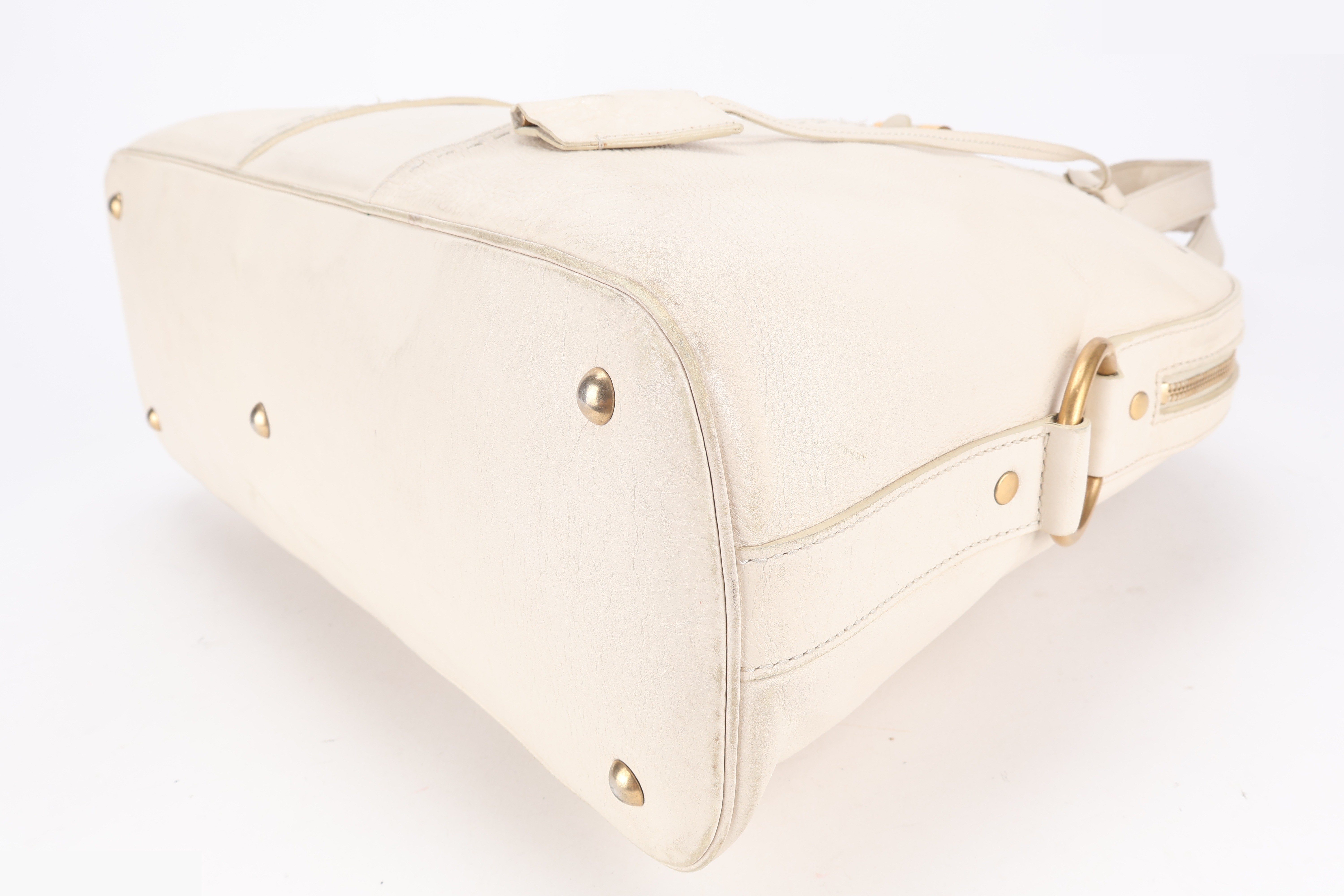 WHITE LEATHER LARGE MUSE BAG GHW — view 3