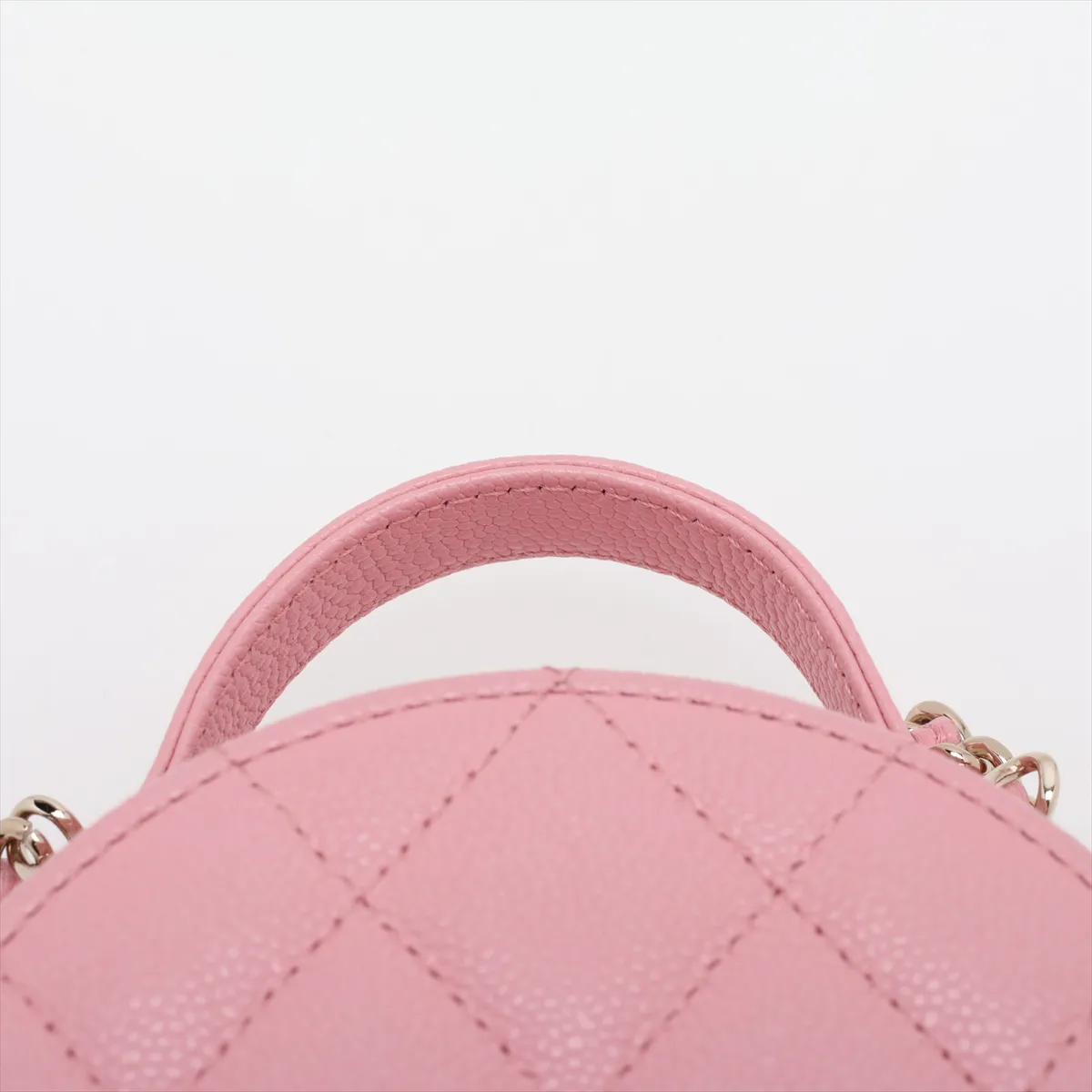 Matelassé Caviar Skin 2-Way Shoulder Bag Vanity Case Pink Gold Hardware 31877032 (Serial Number 31) — view 6