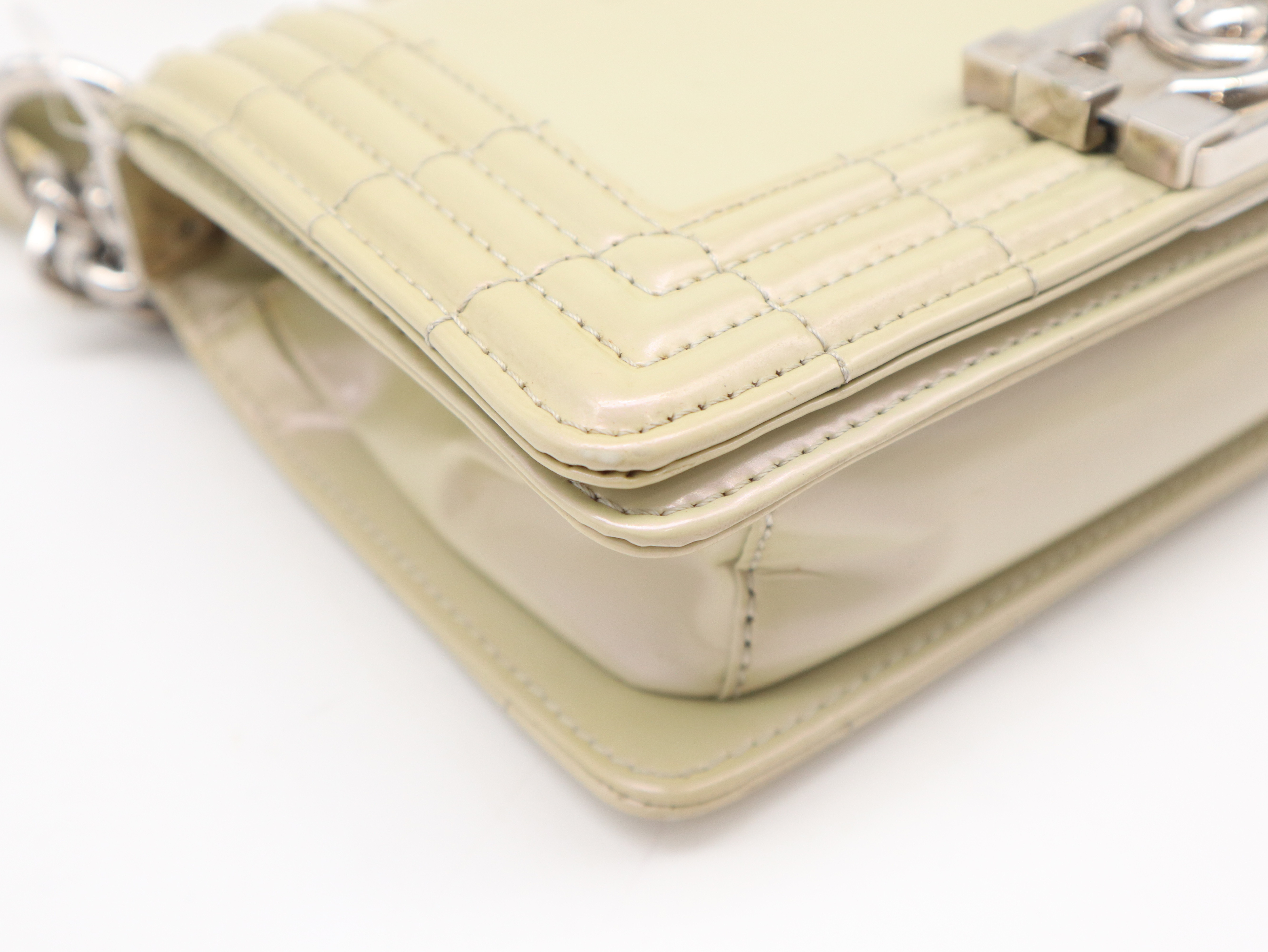 Enamel Leather Boy Chanel 20 Full Flap S Chain Shoulder Bag (Green, Seal 16185908) — view 7