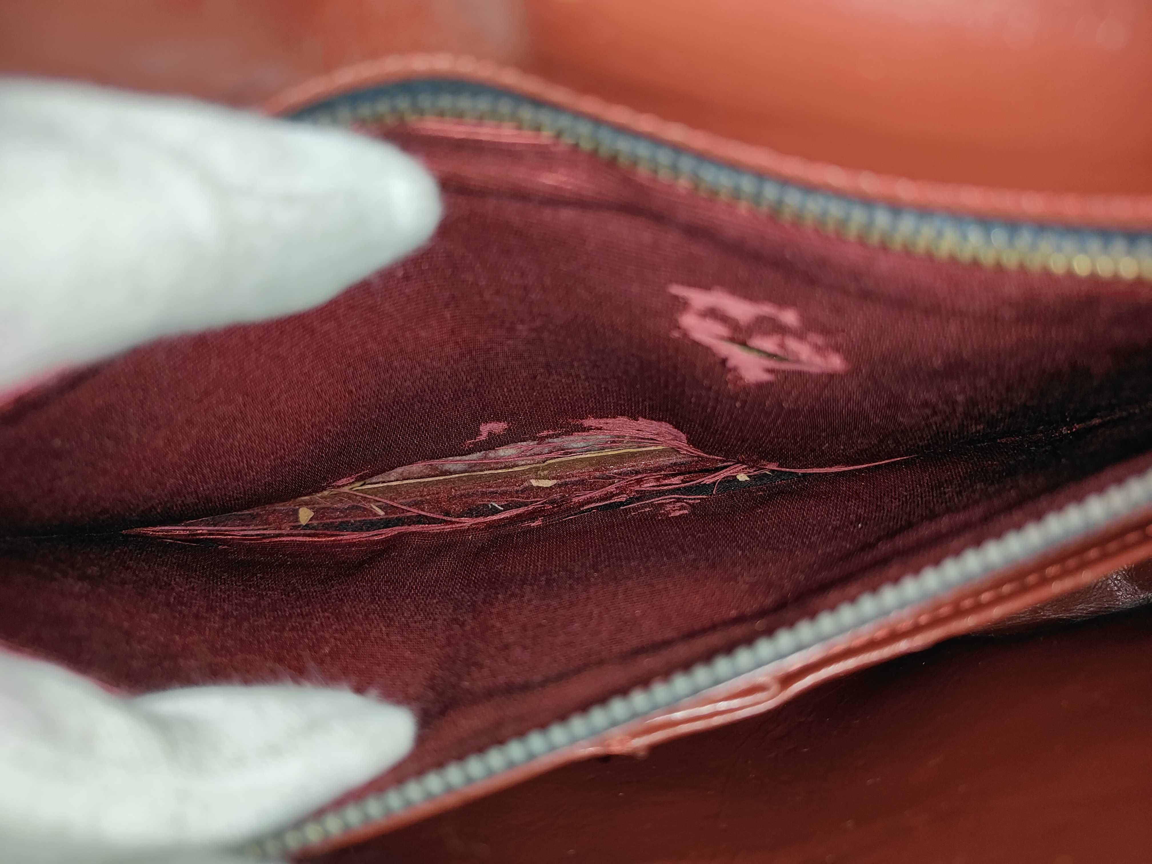 Matelassé Lambskin Chain Shoulder Bag — view 11