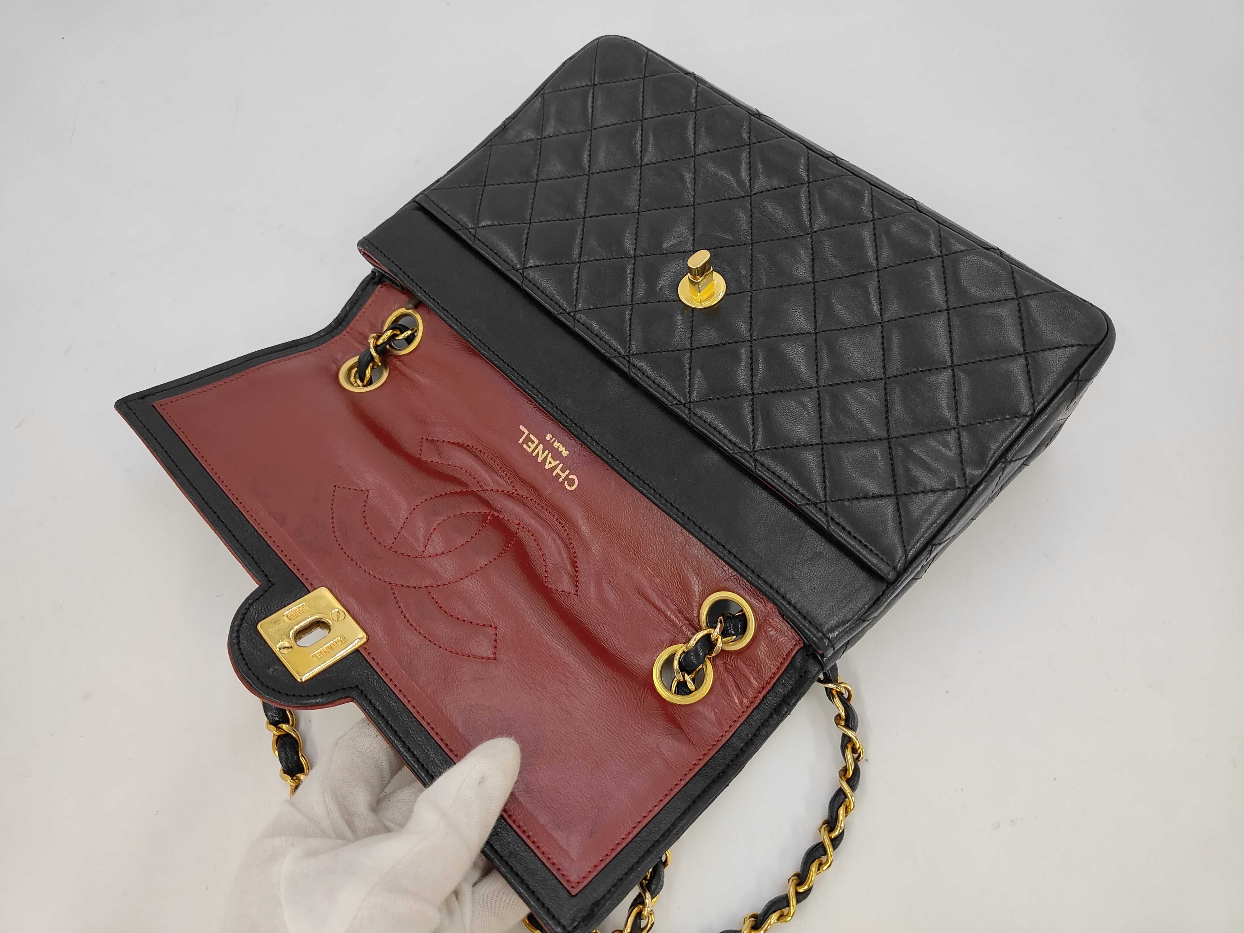 Matelassé Lambskin Chain Shoulder Bag — view 8