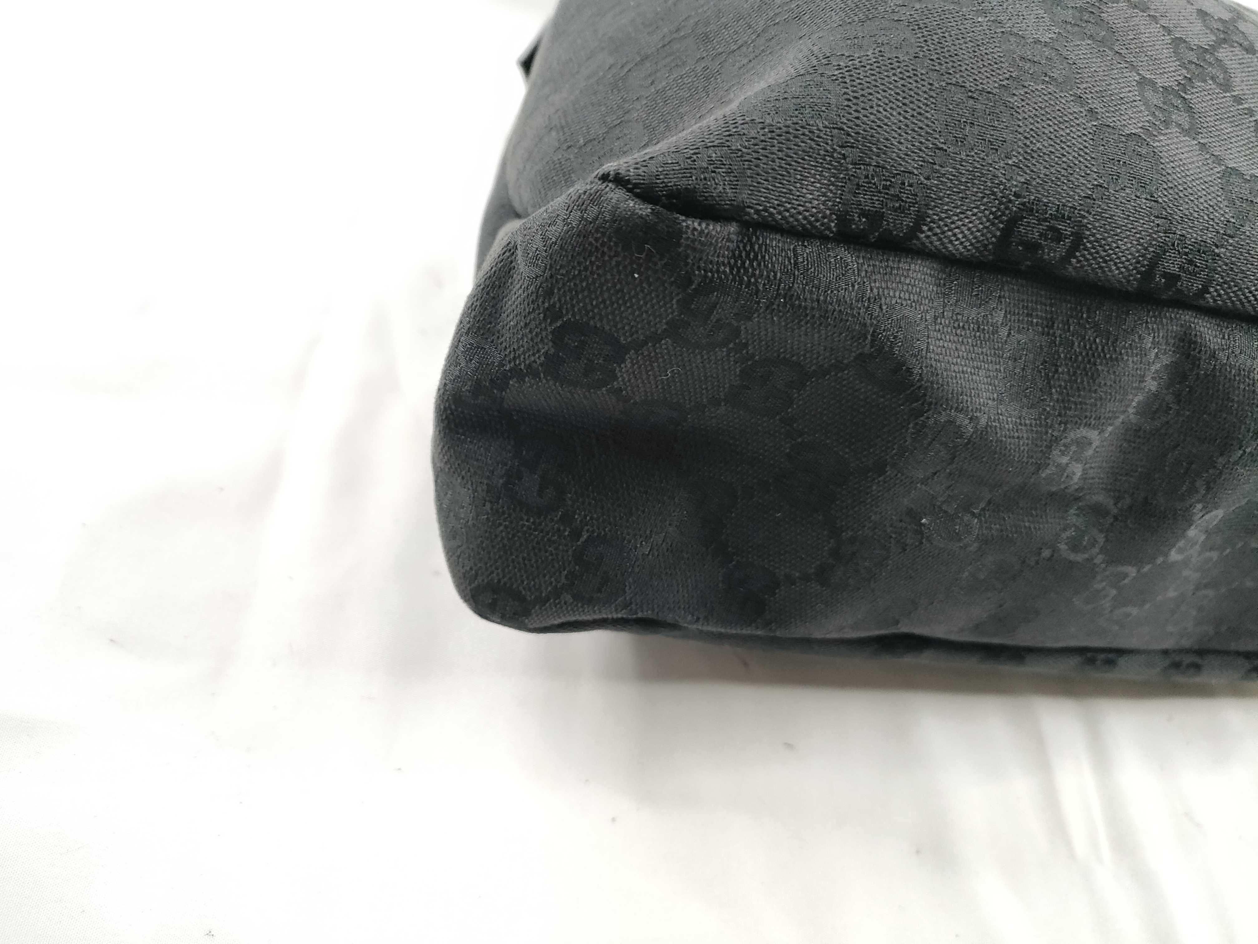 GG Canvas Horsebit One-Shoulder Bag — view 3