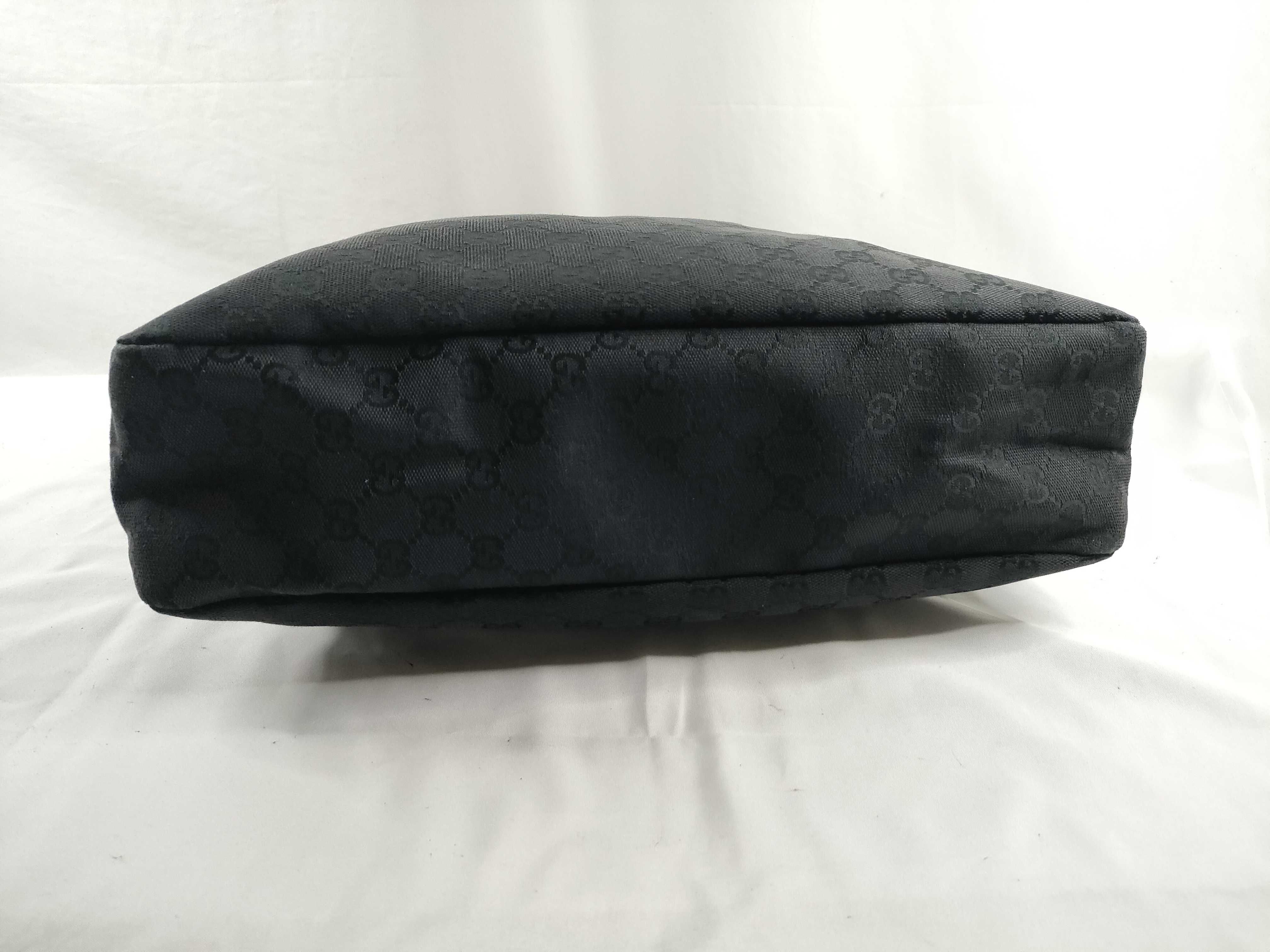 GG Canvas Horsebit One-Shoulder Bag — view 4