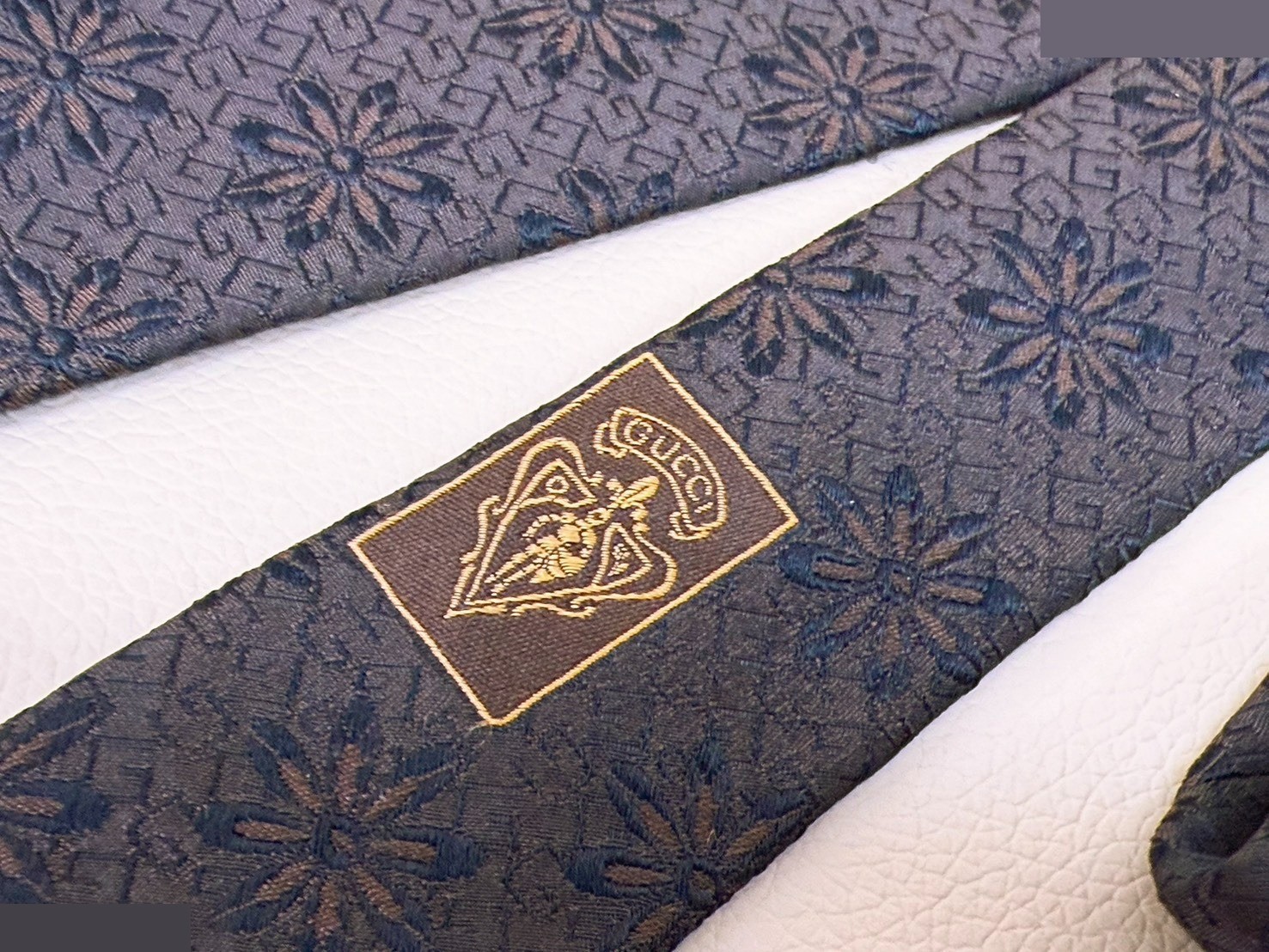 GG pattern, floral print, all-over pattern, jacquard silk tie, navy — view 5