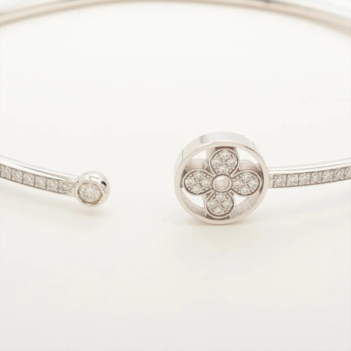 Bracelet Twist Blossom Diamond Bracelet 750(WG) 9.8g 17.5 C45089 Distortion — view 3