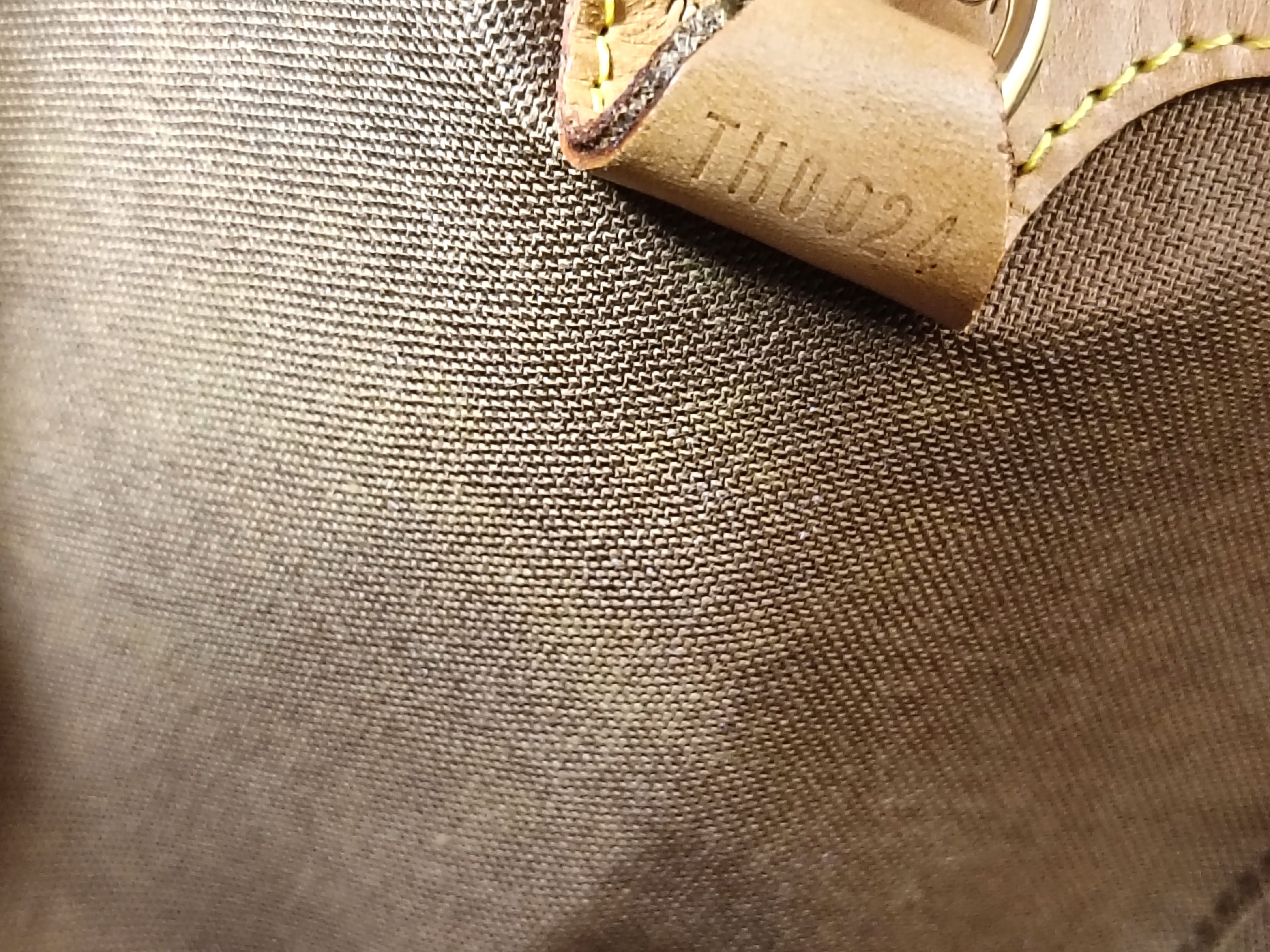 Monogram Ellipse MM M51126 TH0024 Handbag — view 12