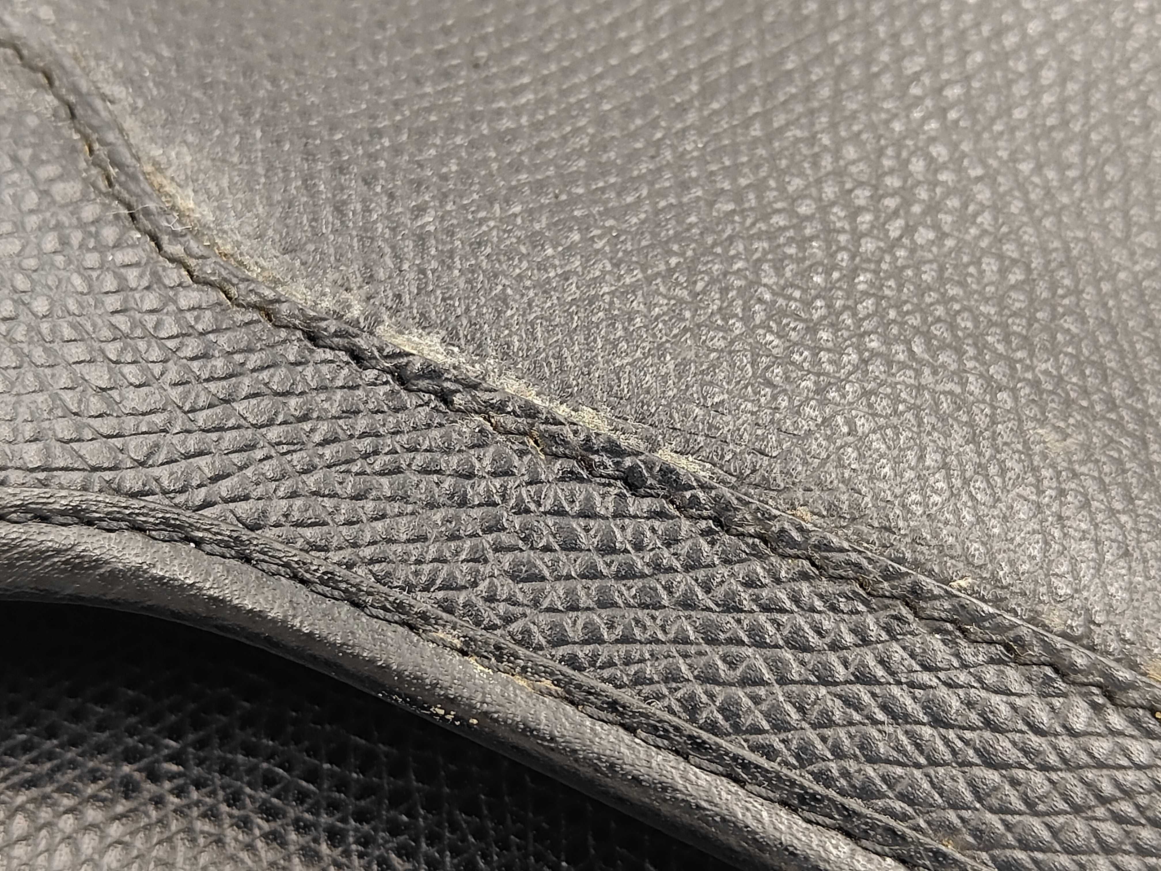 Black One-Shoulder Shoulder Bag — view 14