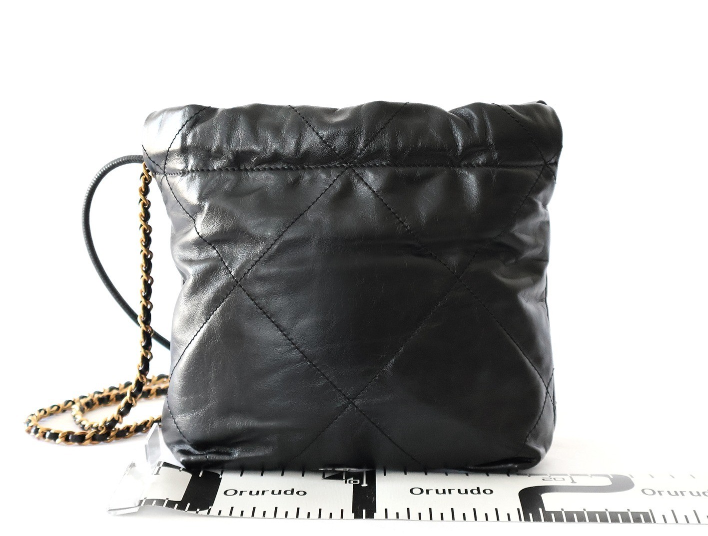 22 Shiny Calfskin Chain Shoulder Bag, Black — view 2