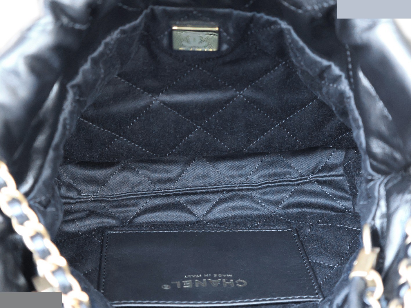 22 Shiny Calfskin Chain Shoulder Bag, Black — view 12