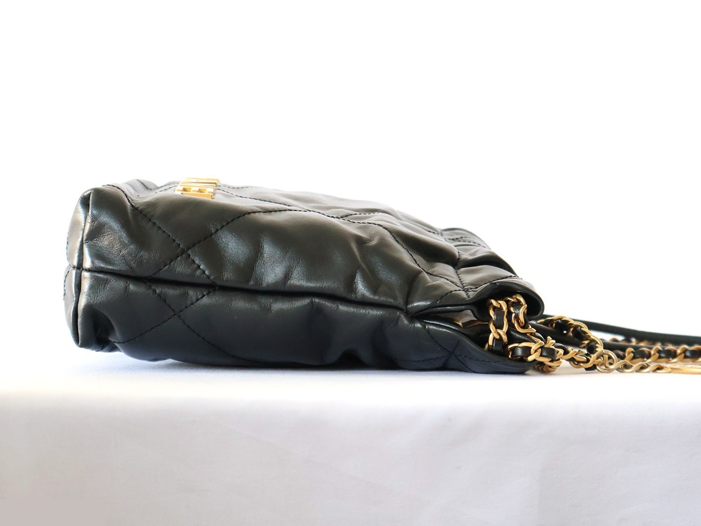 22 Shiny Calfskin Chain Shoulder Bag, Black — view 6