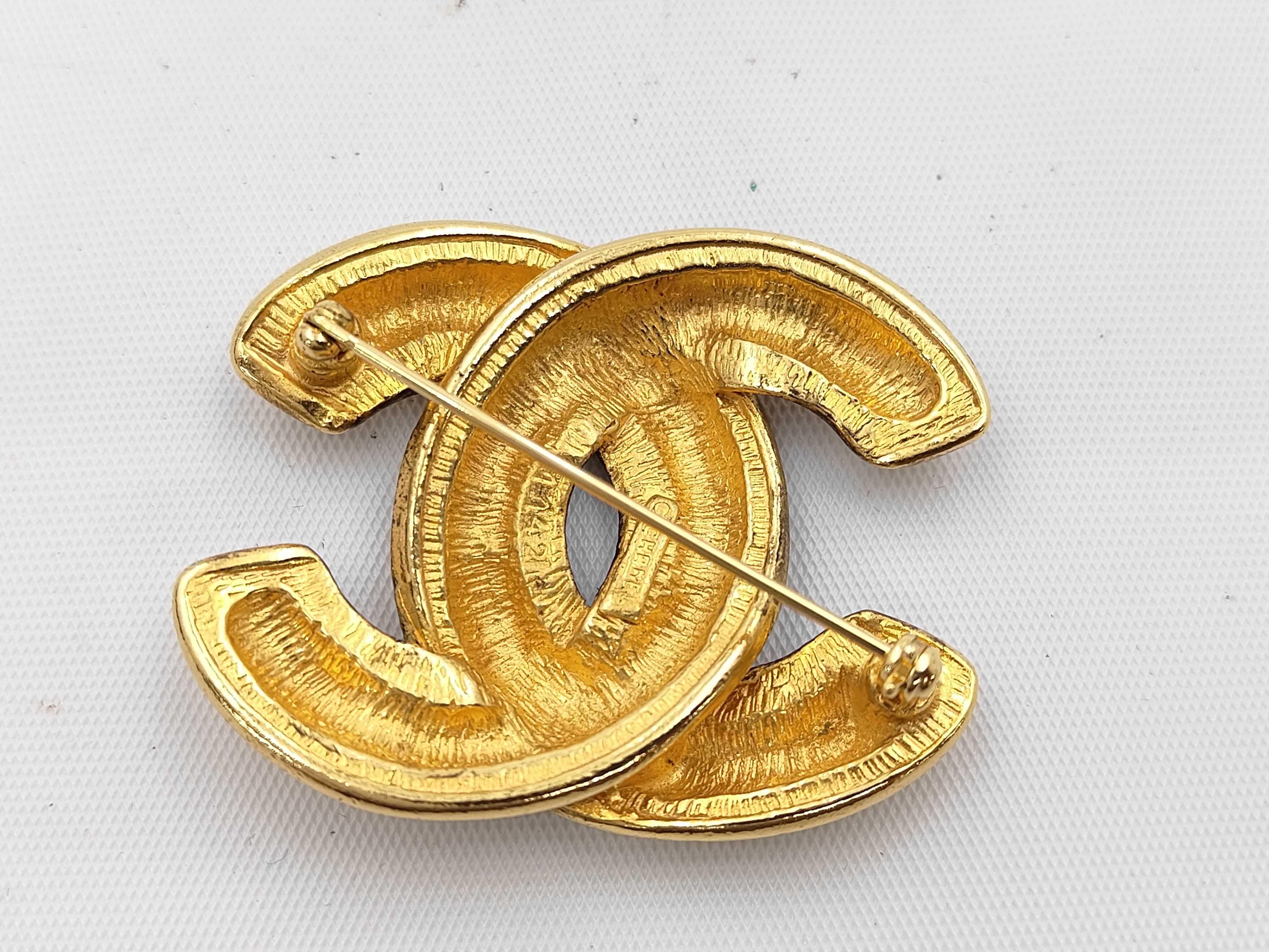 Coco Mark Quilted Brooch with Box — view 2