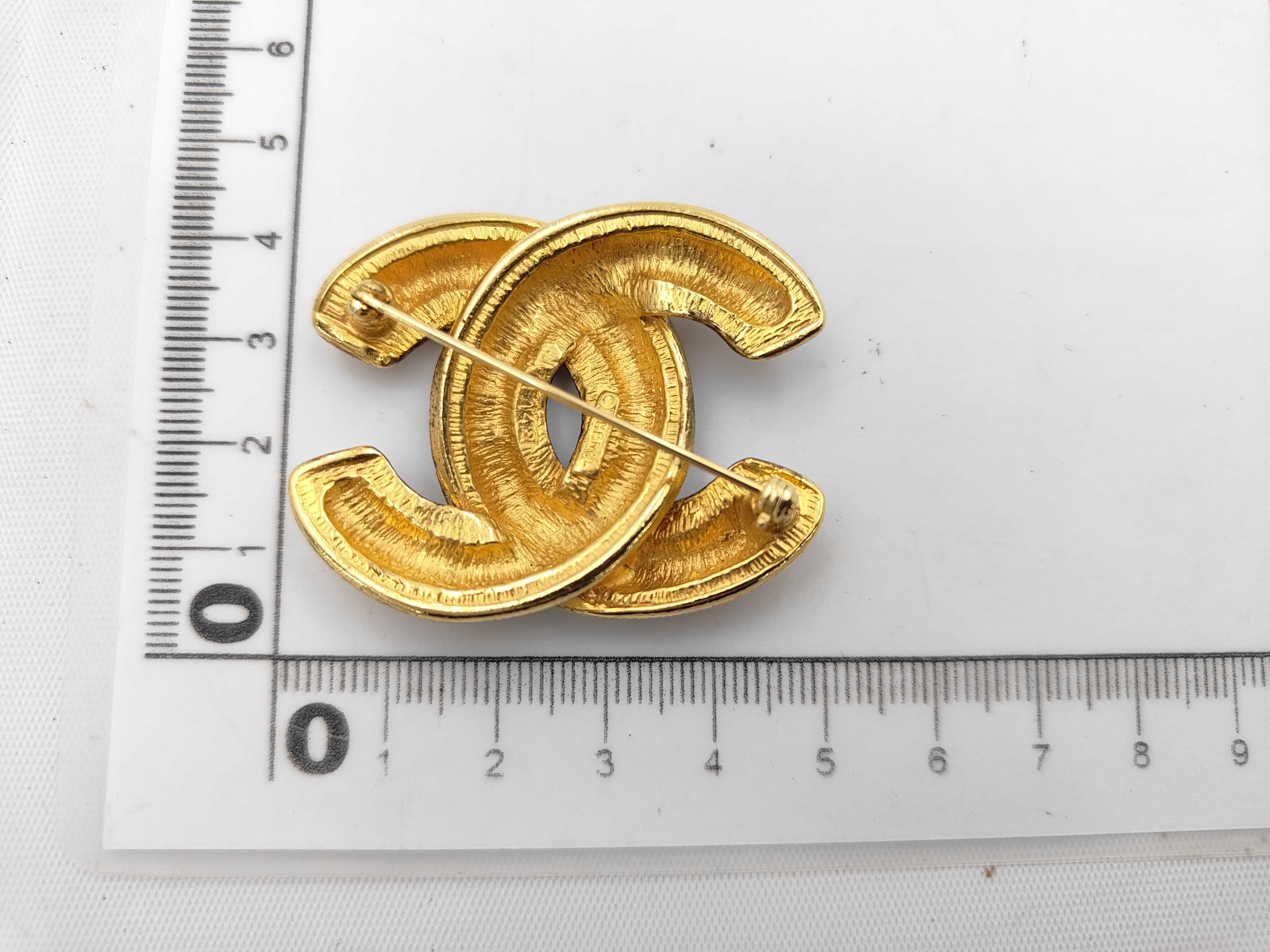 Coco Mark Quilted Brooch with Box — view 6