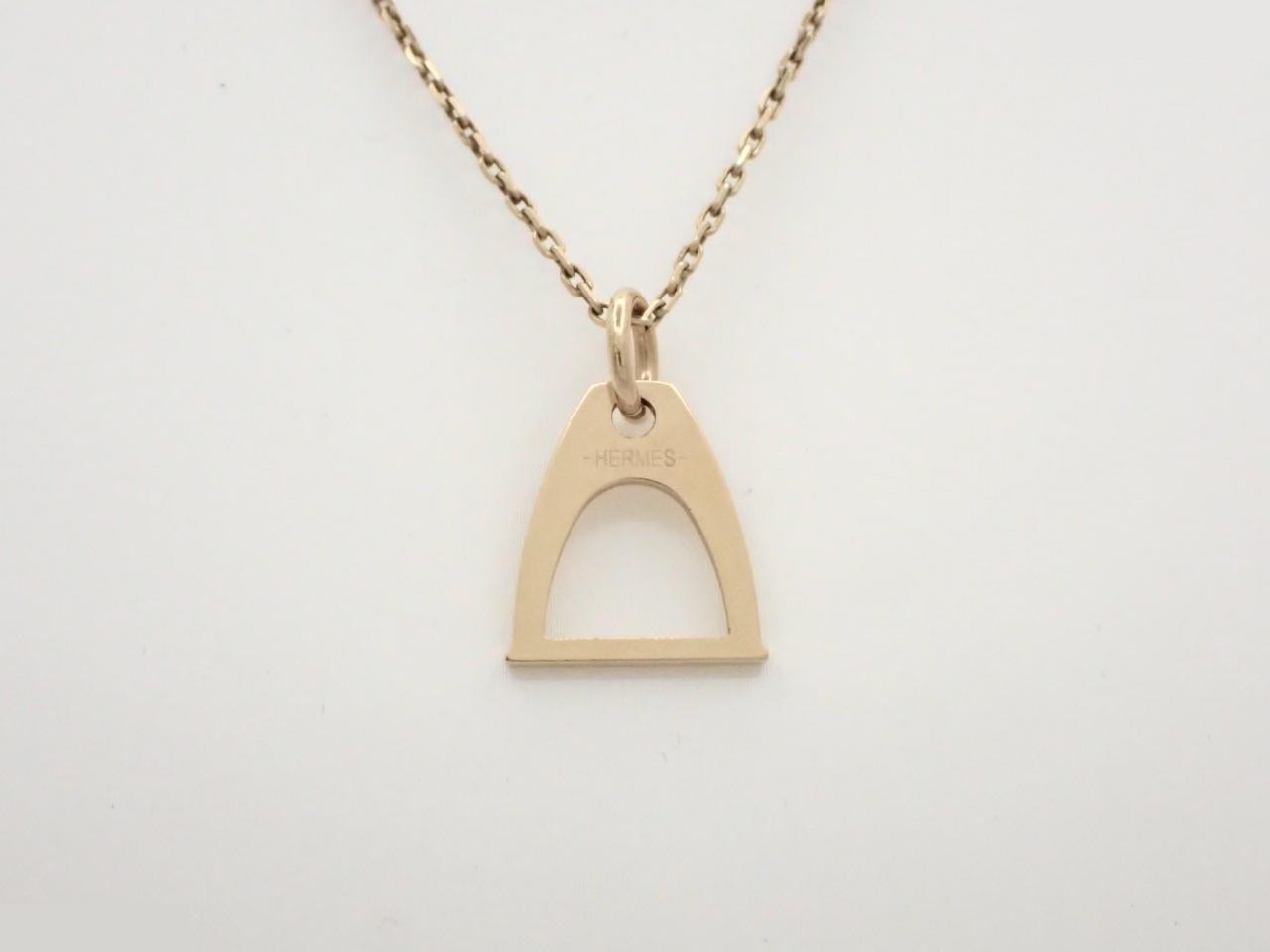 Necklace, chain approximately 50cm