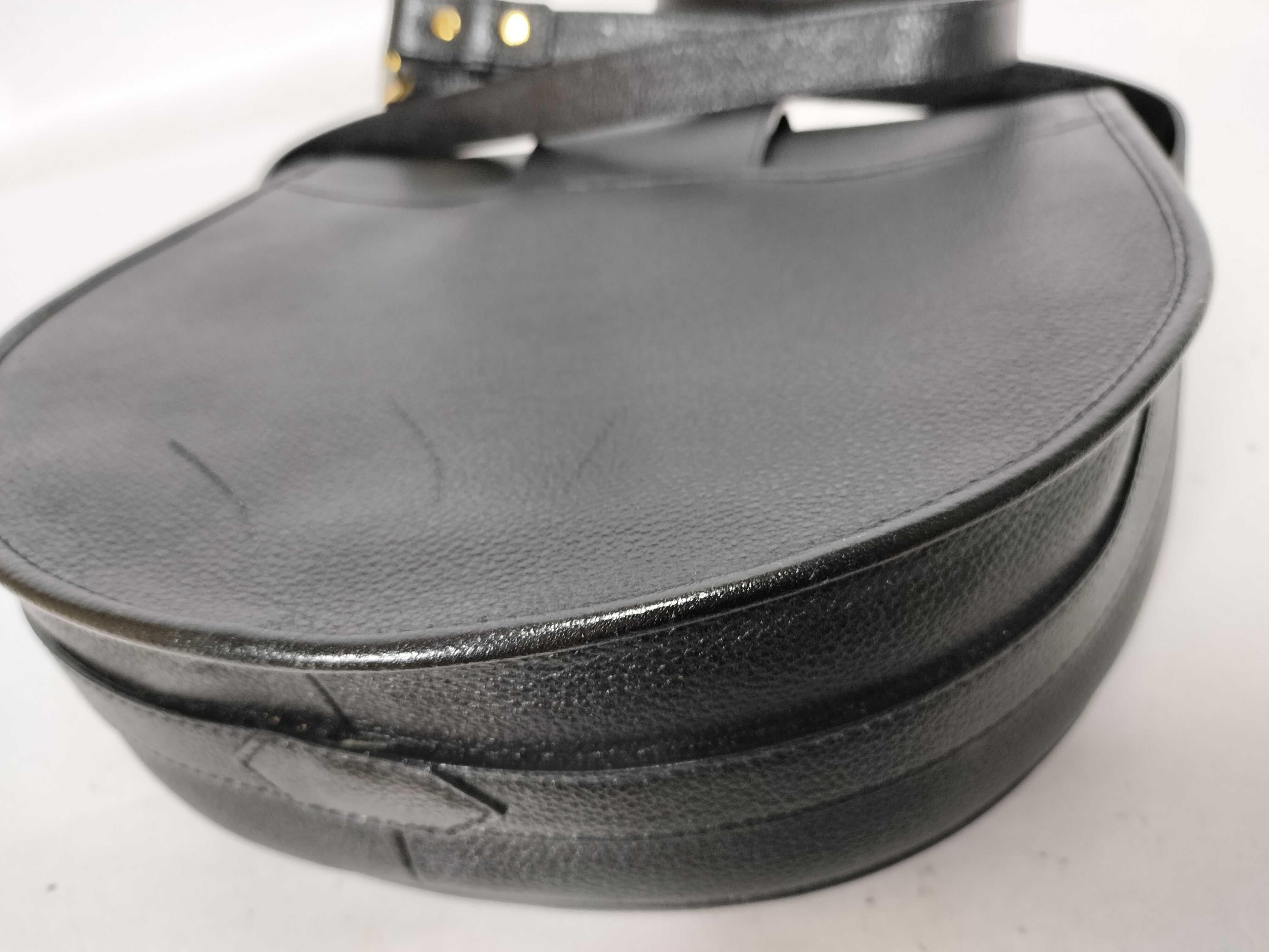 grained leather shoulder bag with flap — view 7