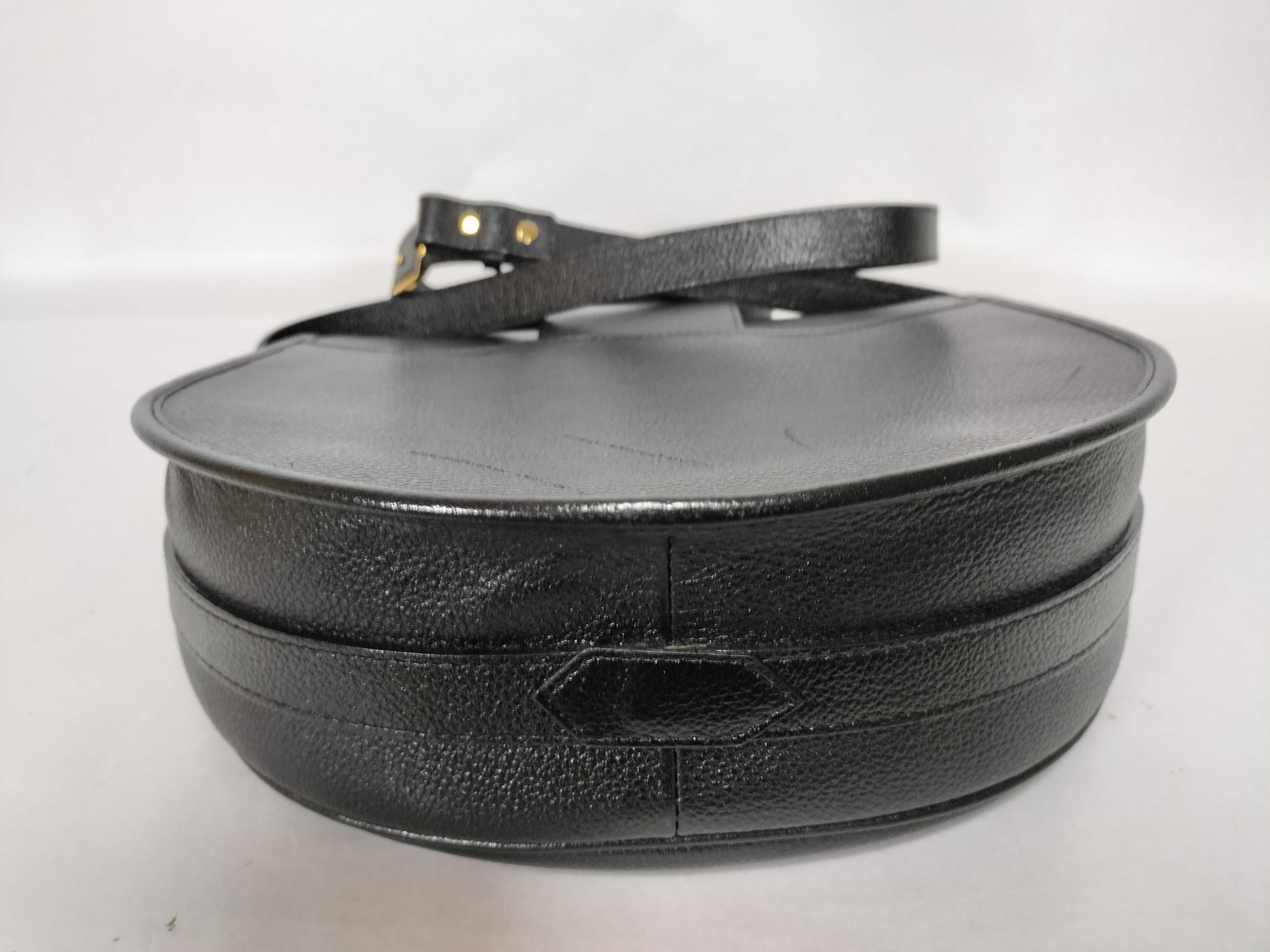 grained leather shoulder bag with flap — view 8