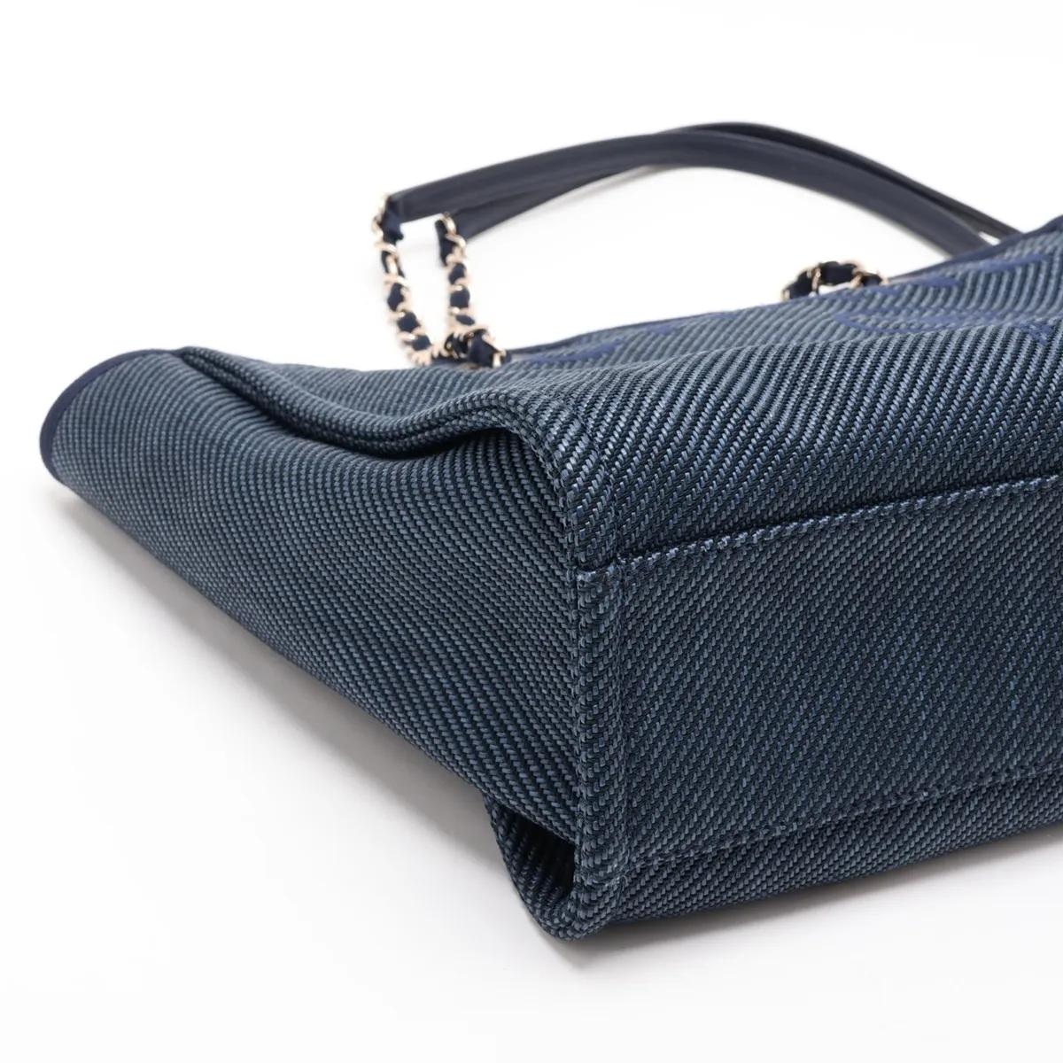 Deauville MM Mixed Fiber x Lambskin Chain Tote Bag, Navy, Gold Hardware, 30249679 (Serial Number in the 30s) — view 4