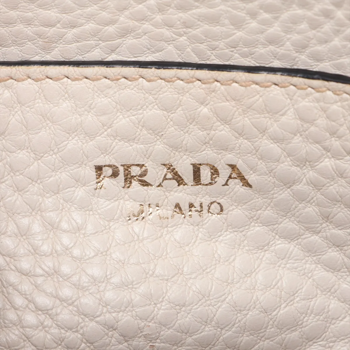 Vitello Leather Shoulder Bag, White — view 8