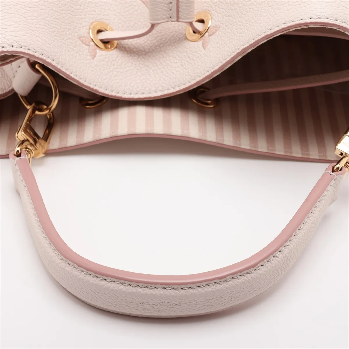 Bicolor Monogram Empreinte NeoNoe MM M14401 Beige (RFID detected) — view 5