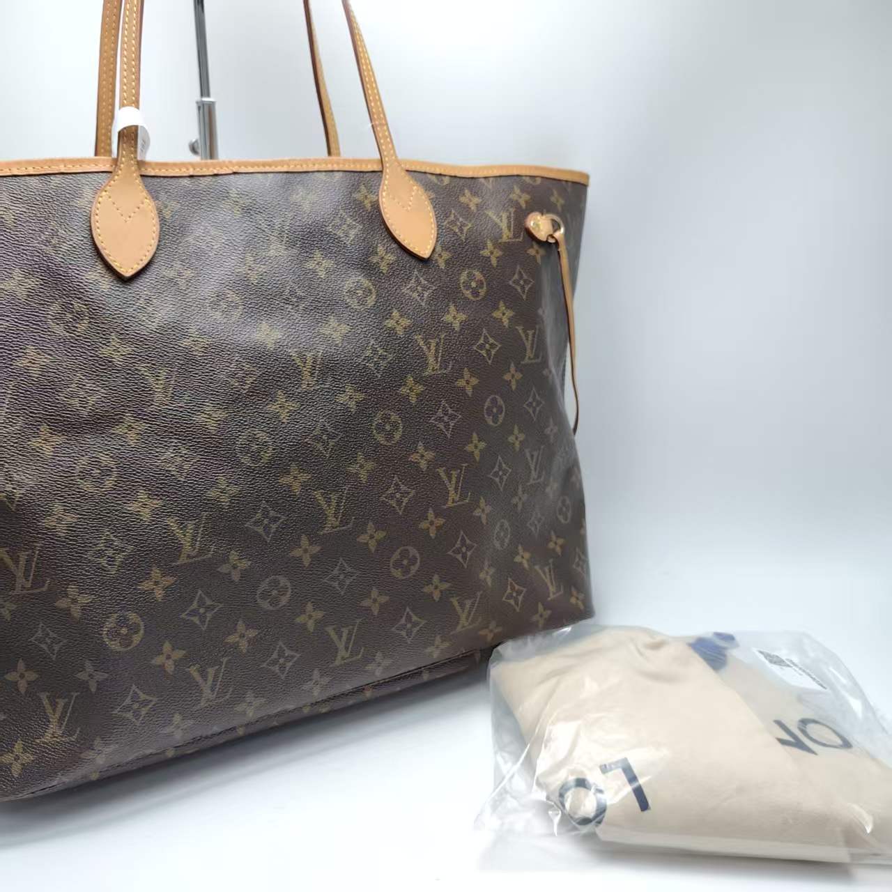 【*Shipped from: China*】LOUIS VUITTON Neverfull PU Handbag — view 2