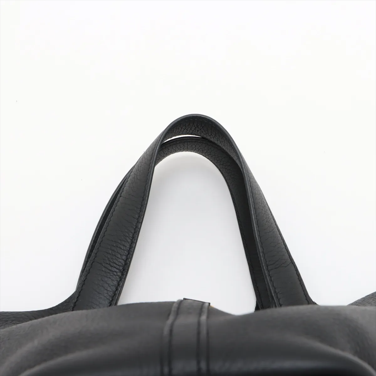 Picotin Lock 18 PM, Taurillon Clemence leather, black with gold hardware, U: 2022 — view 6